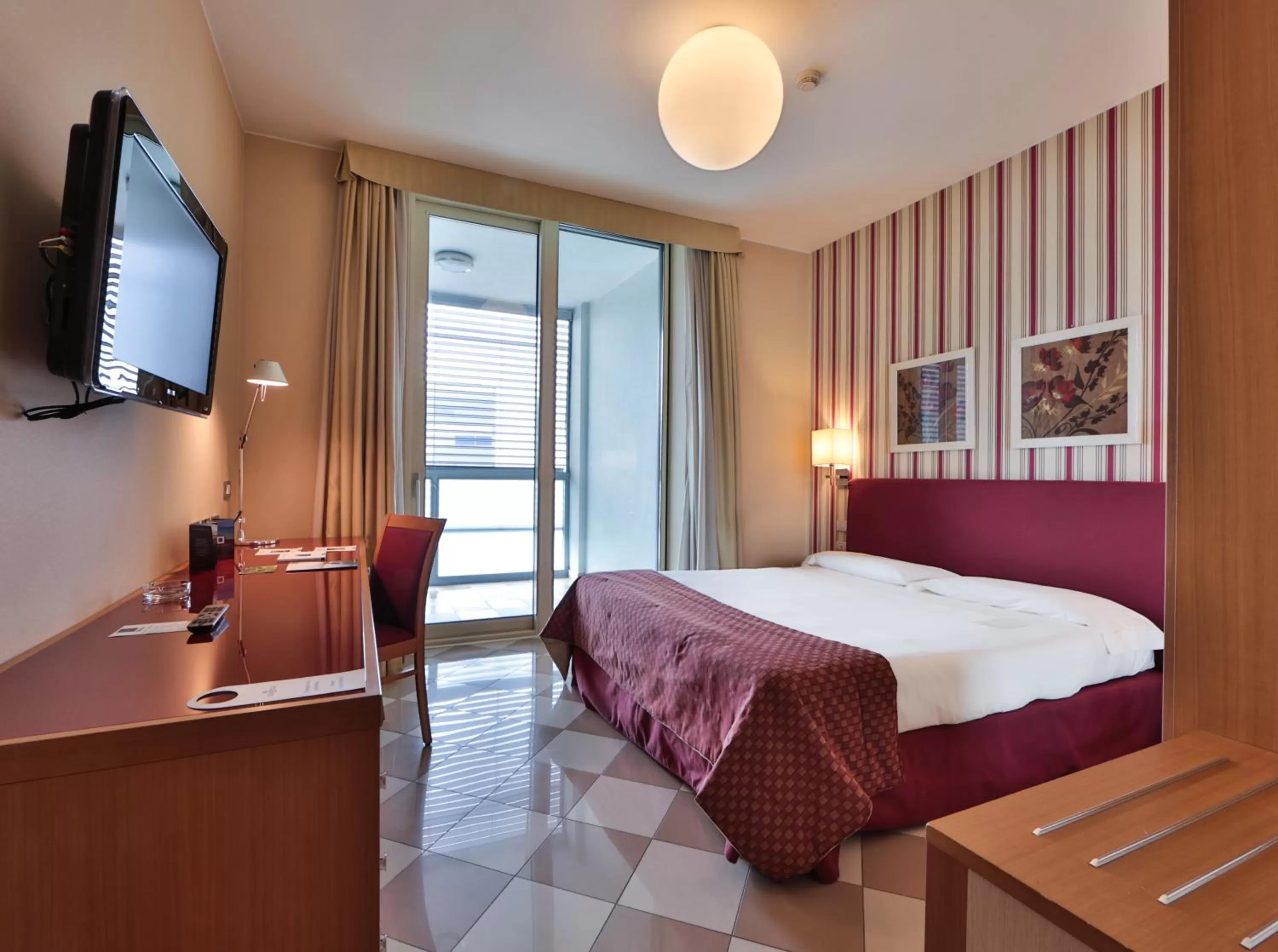 Day, Bed in UNA Hotels The One Milano Hotel & Residence