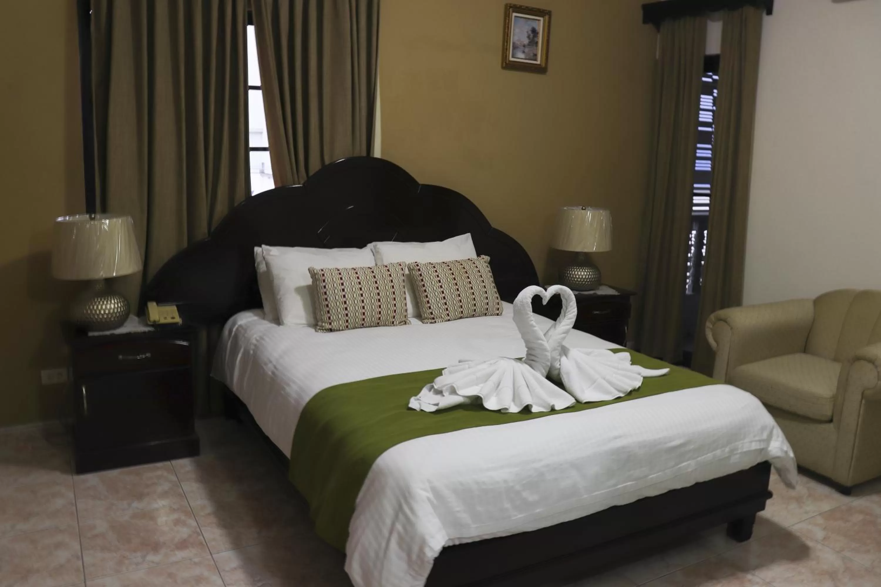 Bed in Hotel Puerta del Sol