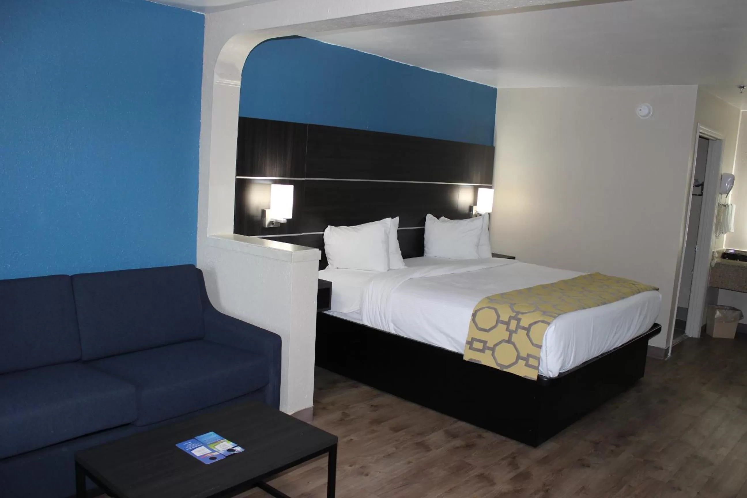 King Studio Suite - Non-Smoking in Baymont Inn & Suites