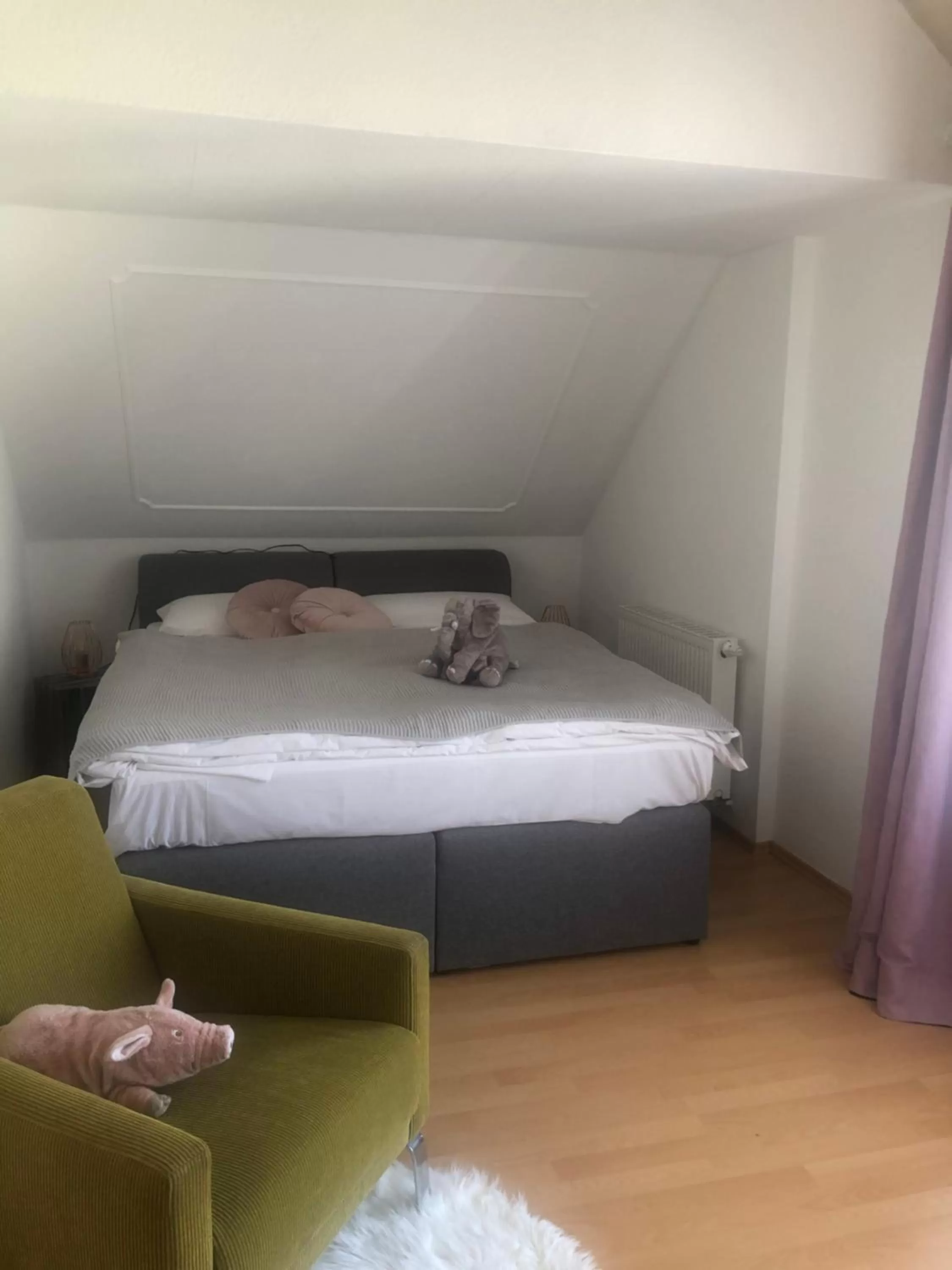 Bedroom, Bed in Das Spritzenhaus