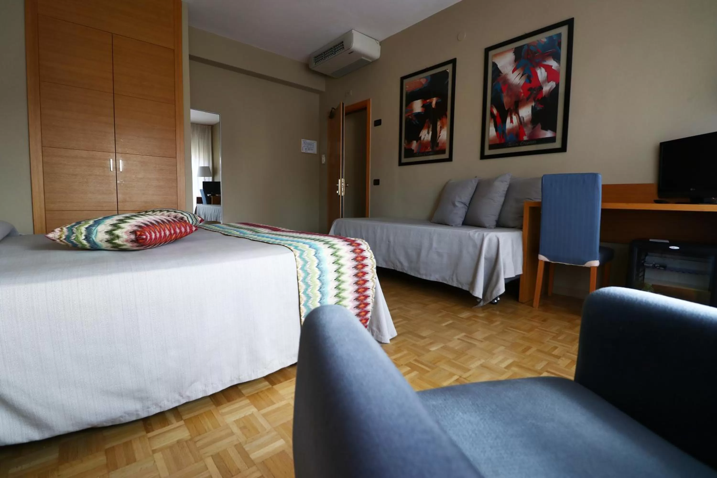 Photo of the whole room, Bed in Hotel Clarici