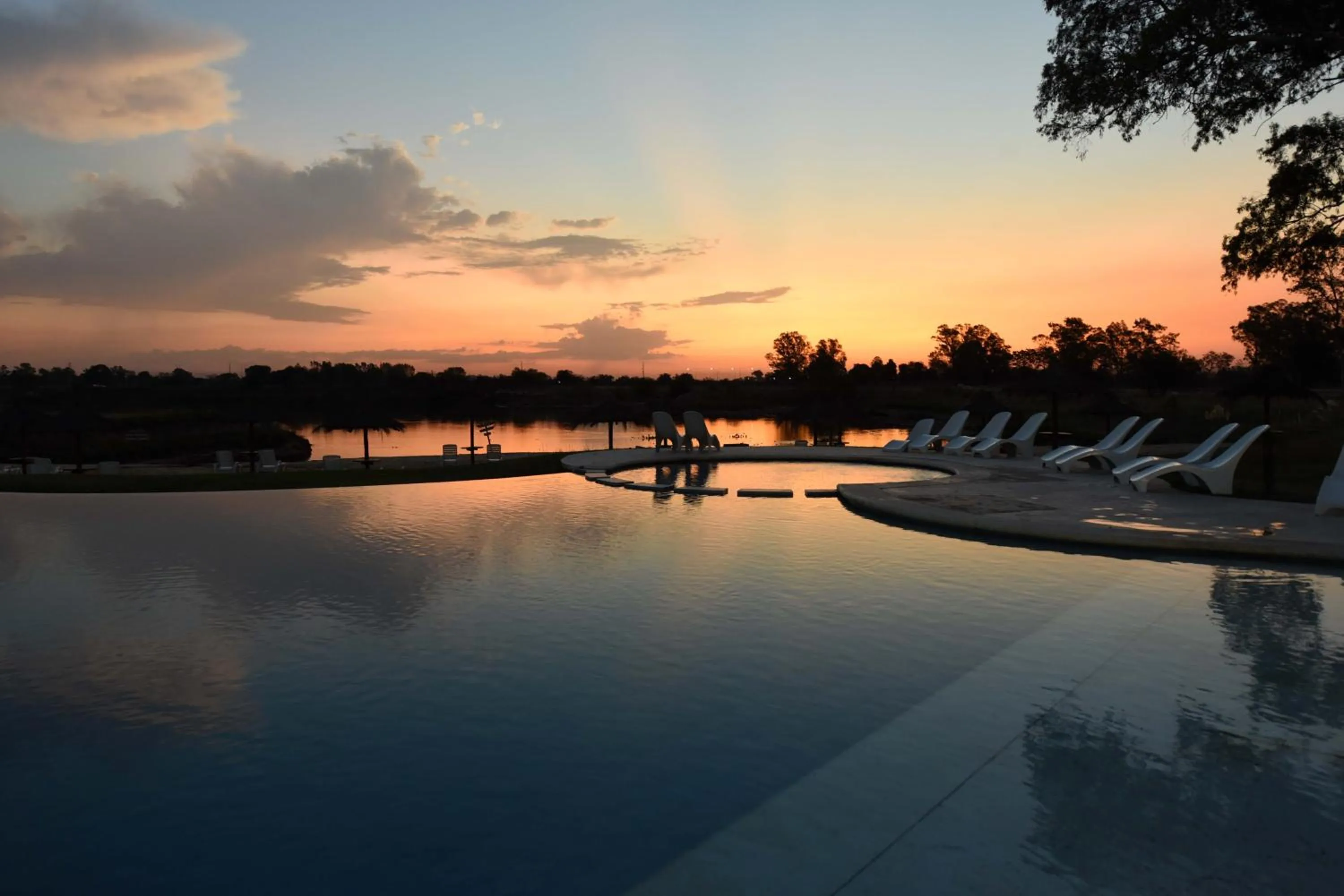 Howard Johnson Resort & Convention Center Ezeiza