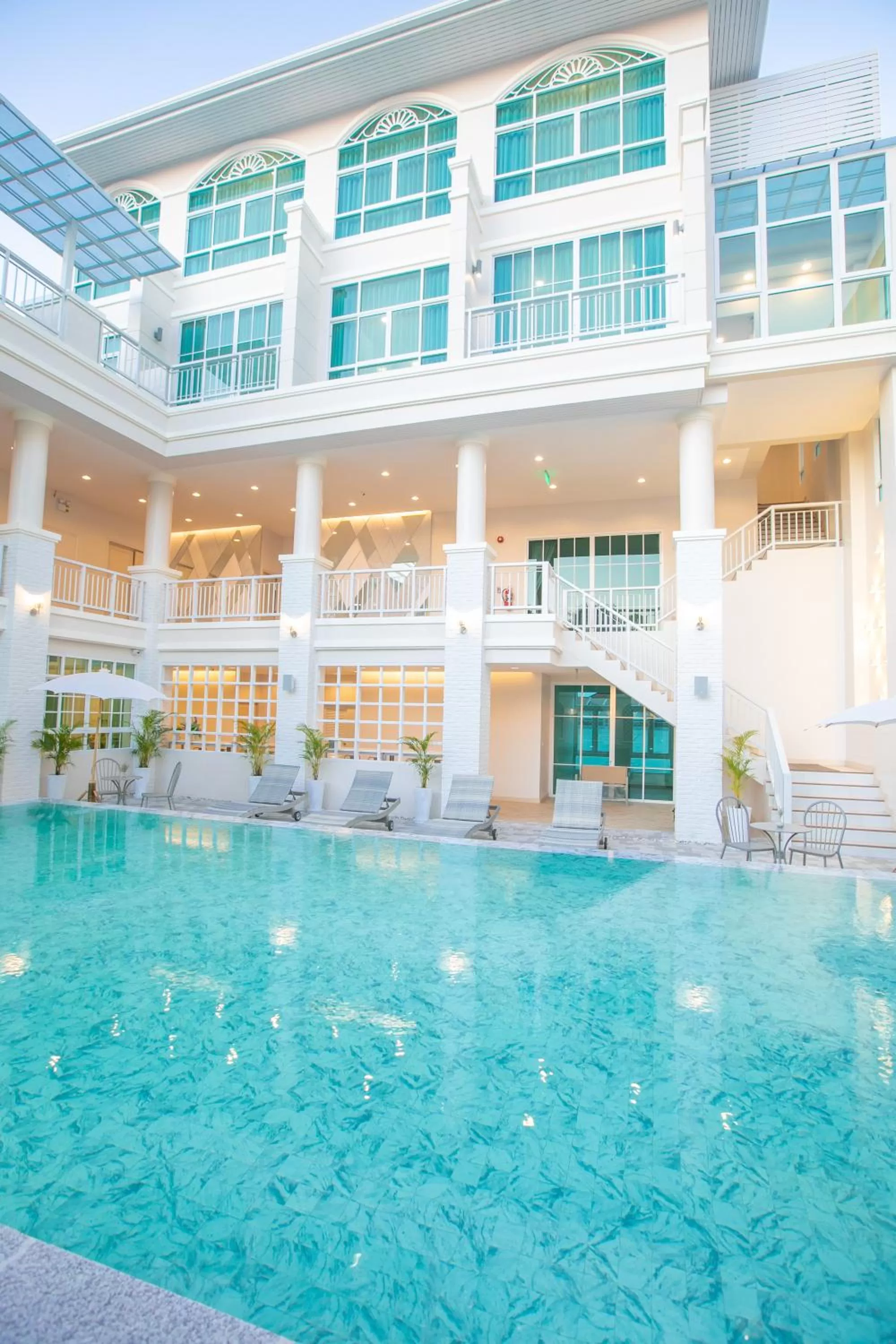 Swimming pool in De Hug Hotel & Residence