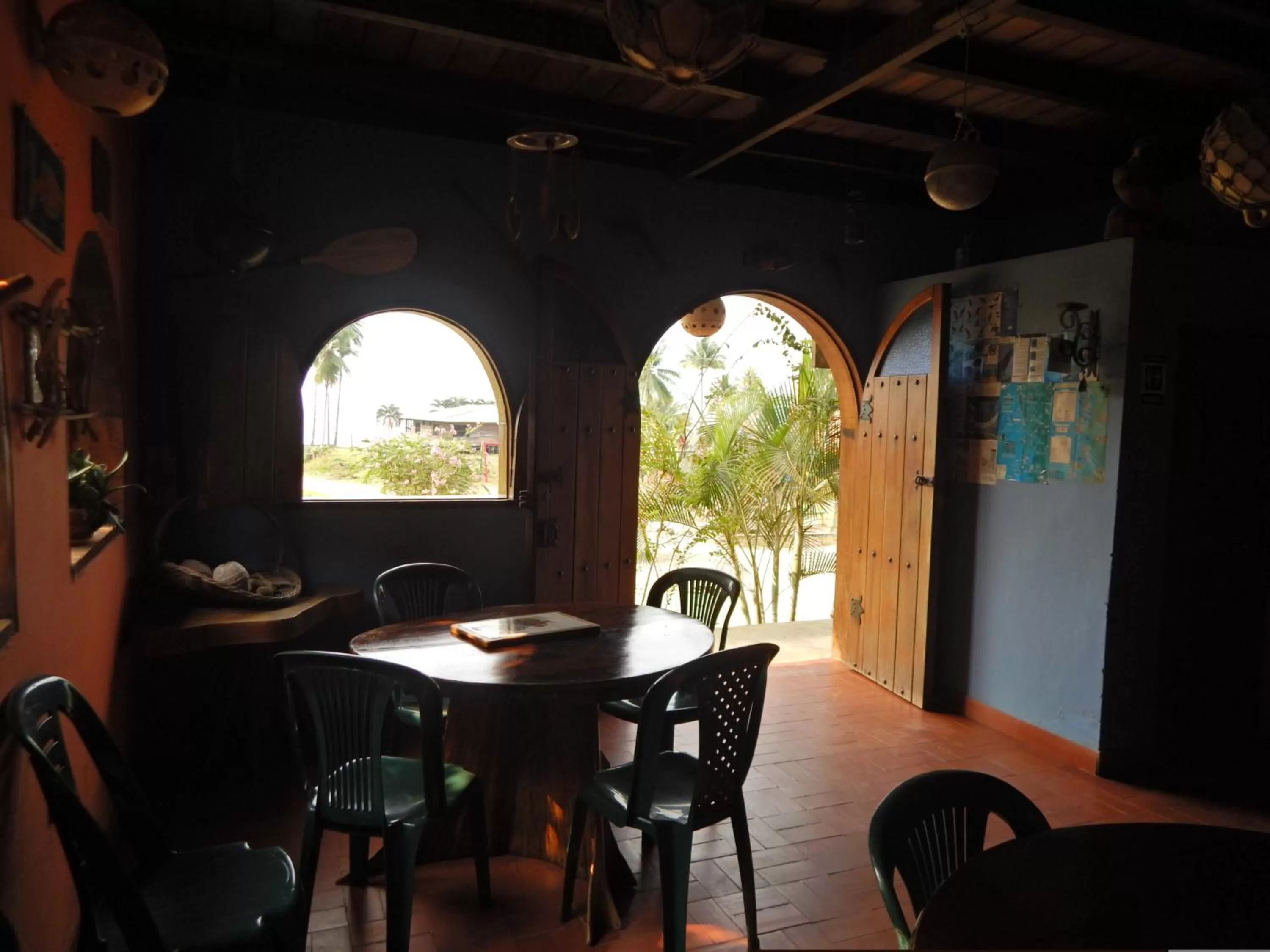 Facade/entrance, Dining Area in Posada Turística Rocas De Cabo Marzo