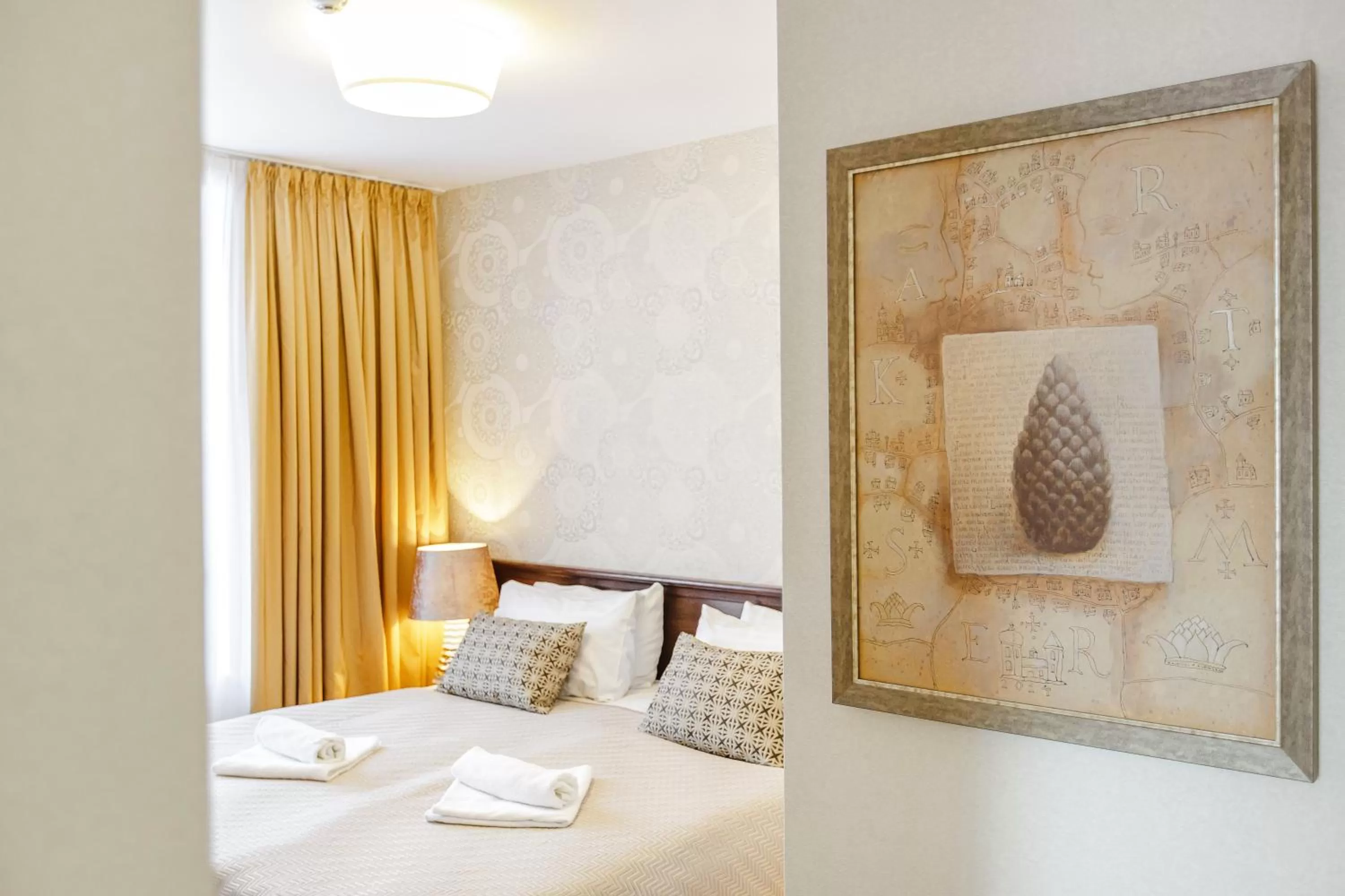 Bedroom, Bed in Old Town Hotel Bohema, Klaipėda