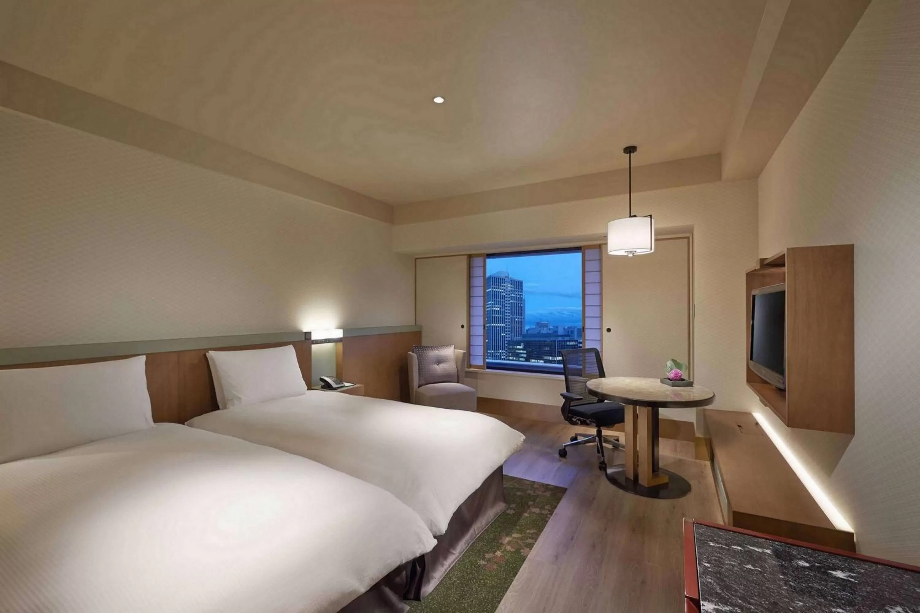 Bedroom, Bed in Hilton Osaka Hotel