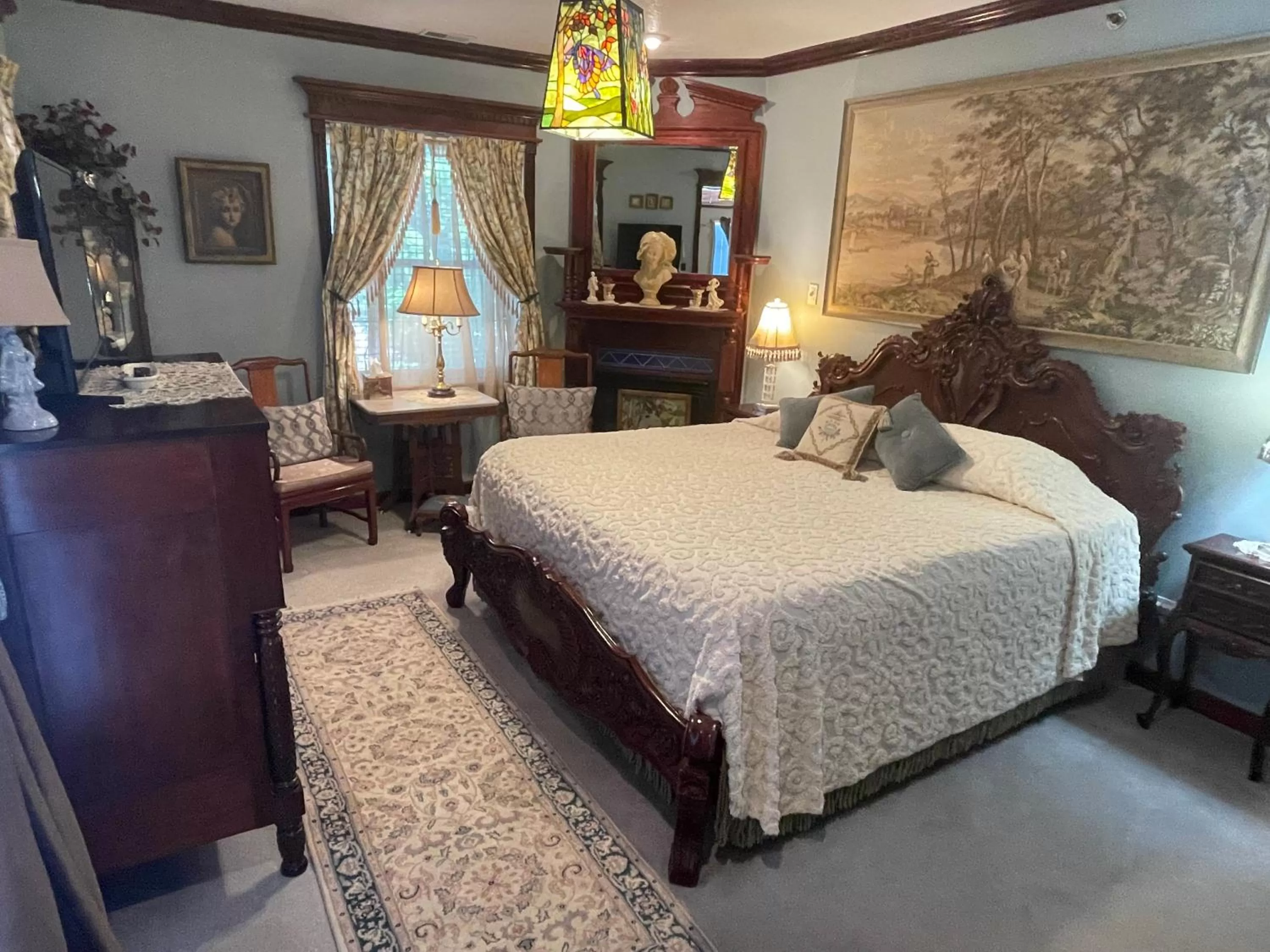 Bed in Big Yellow Inn