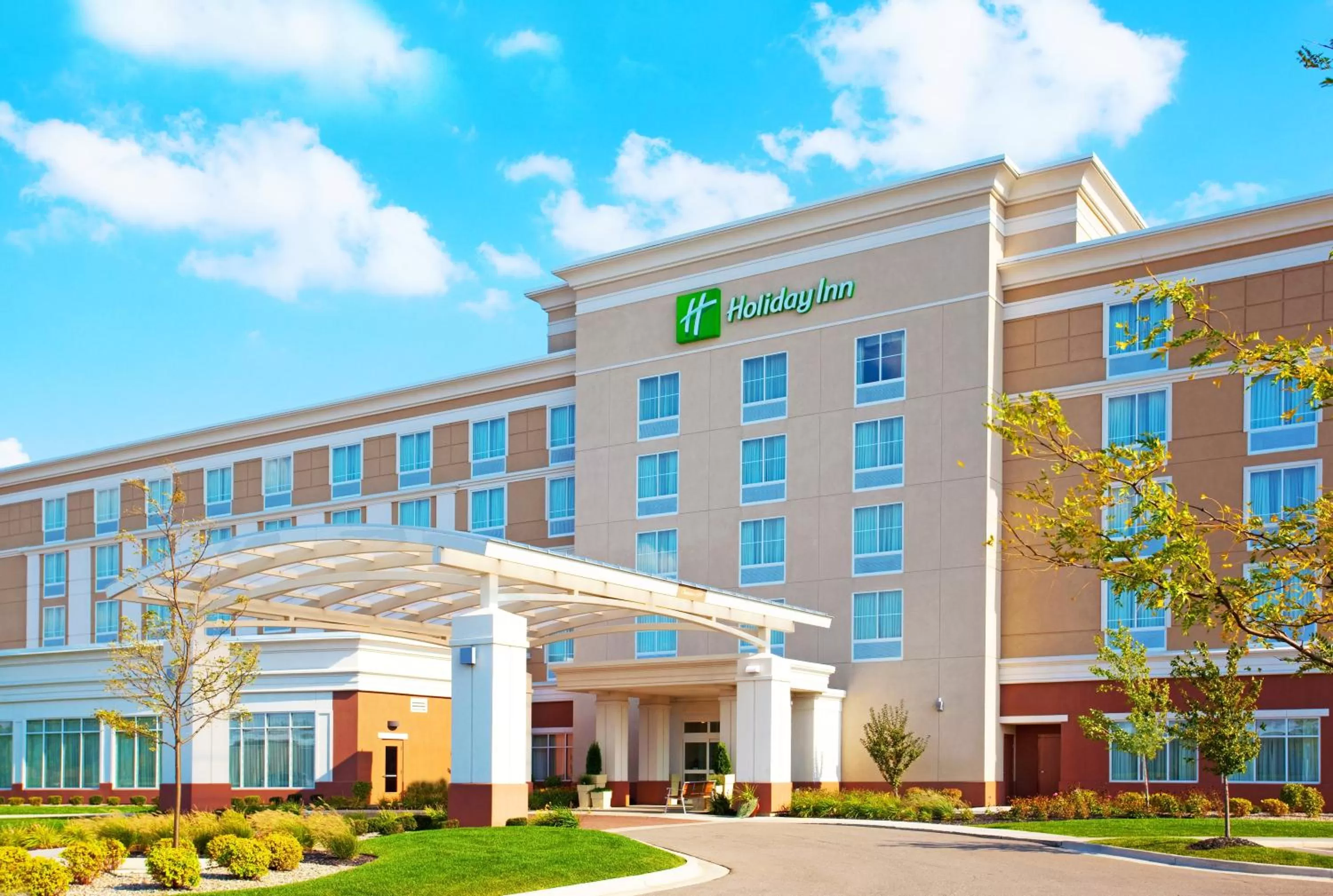 Property building in Holiday Inn Battle Creek by IHG