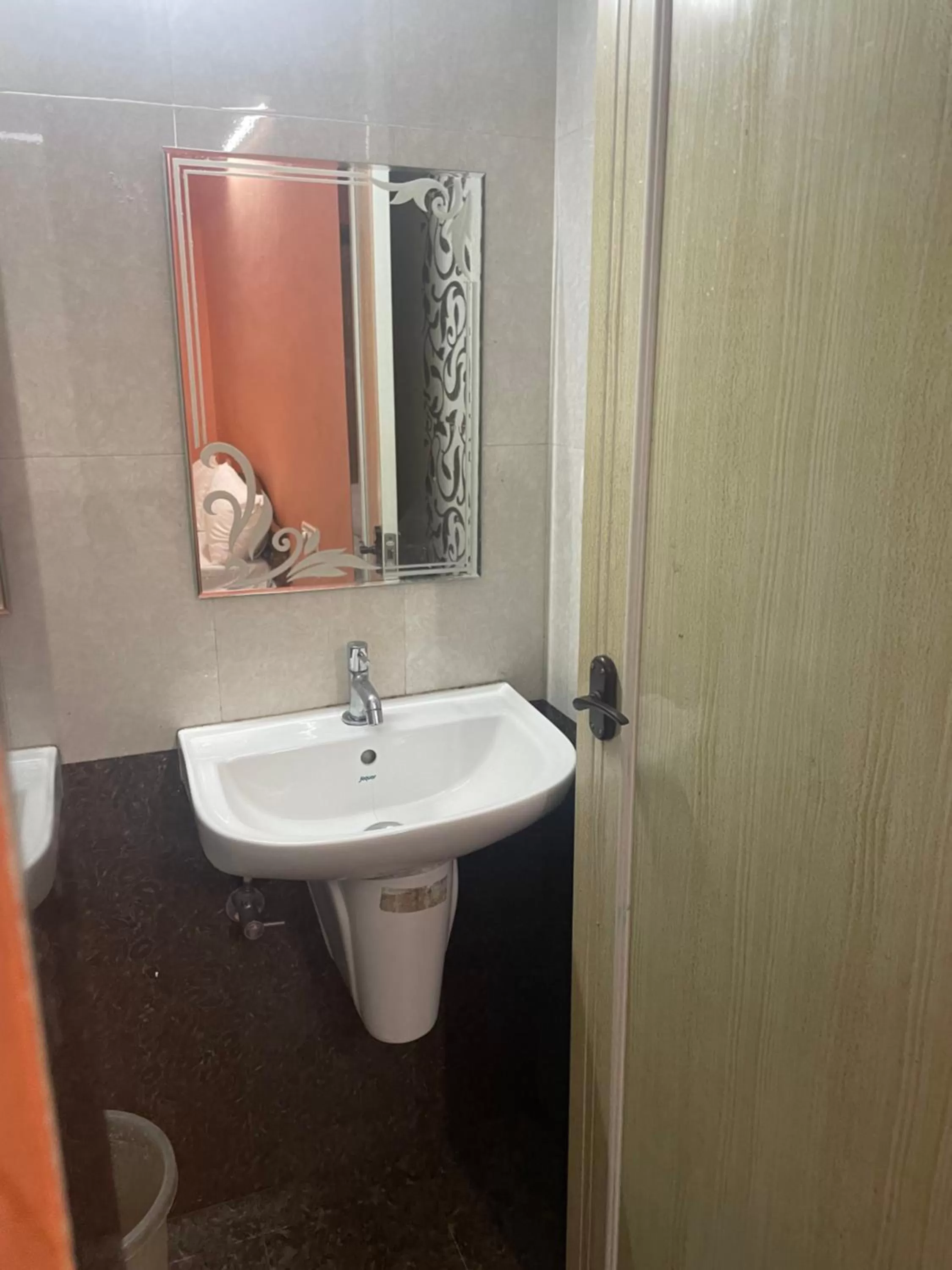 Bathroom in Calangute Beach Corner