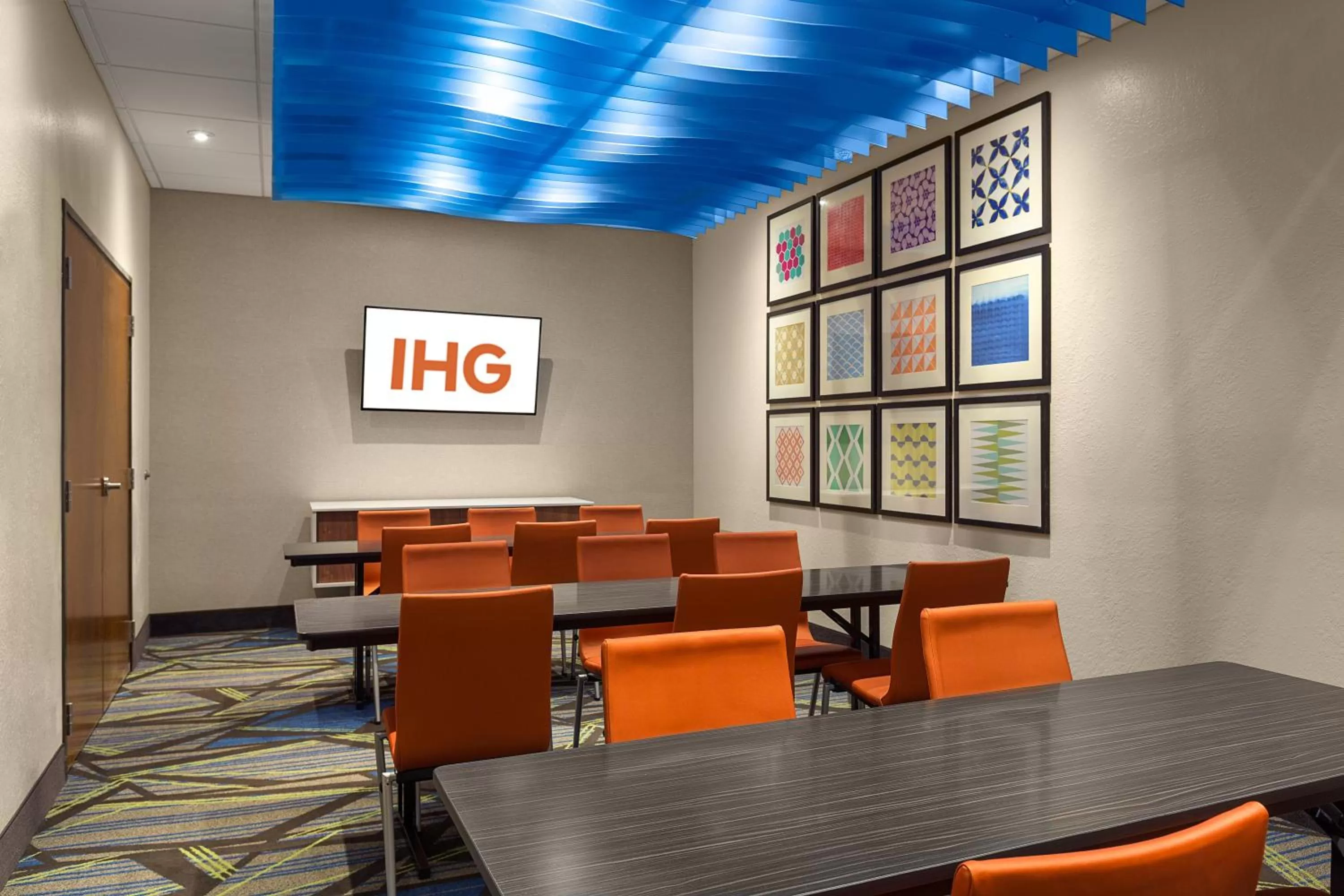 Meeting/conference room in Holiday Inn Express - Lake Park by IHG