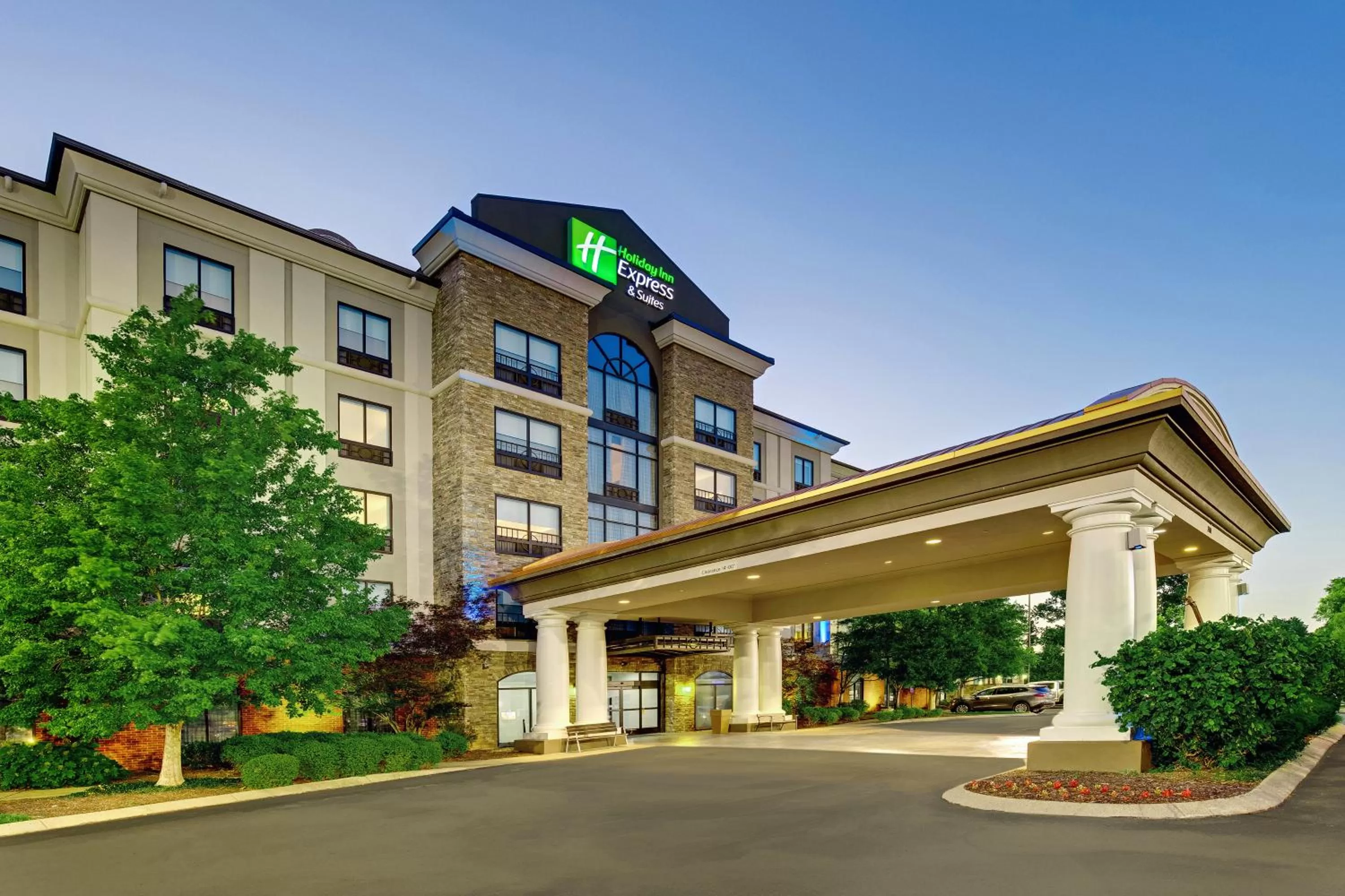 Property building in Holiday Inn Express Nashville-Opryland by IHG