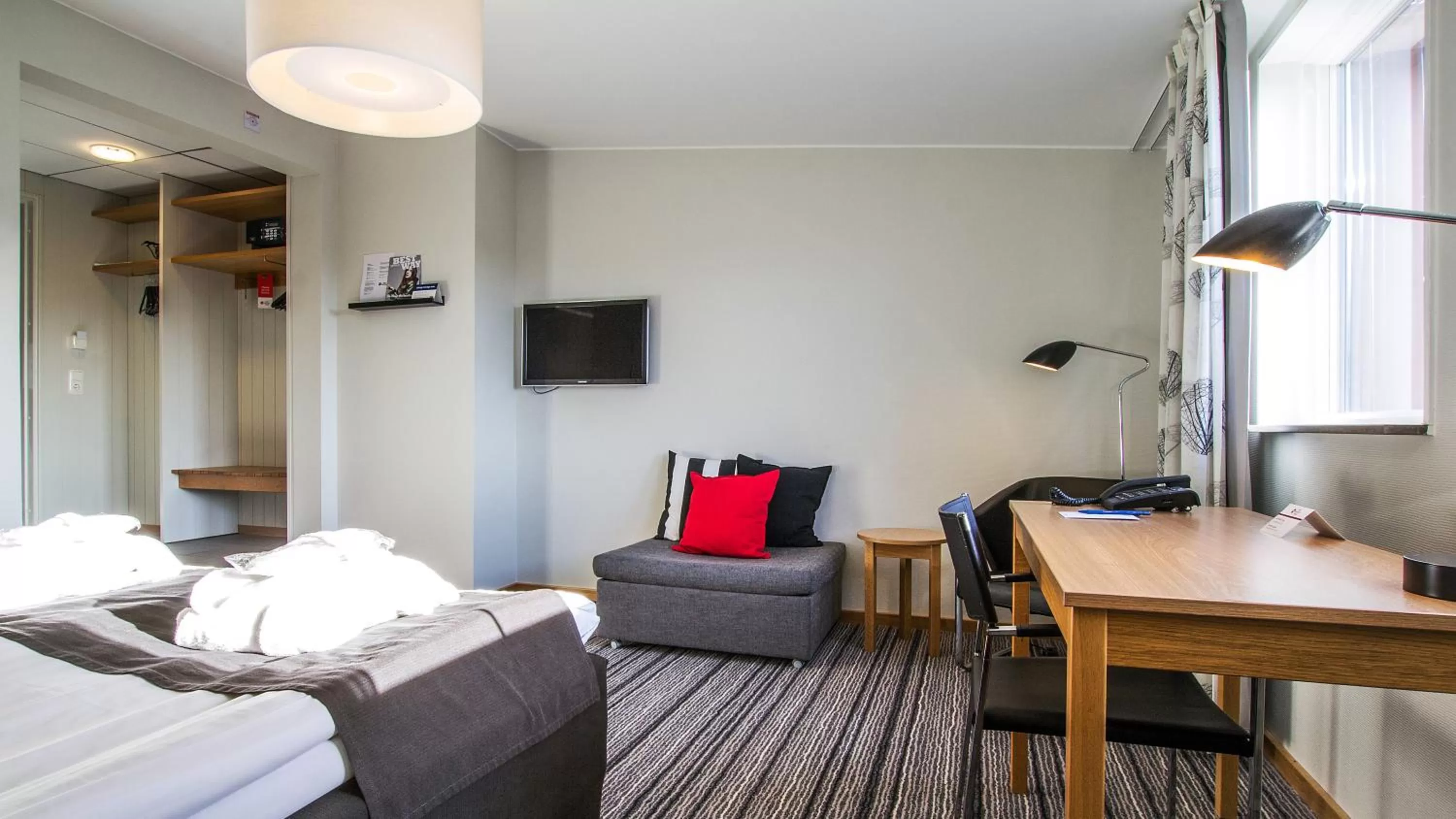 Photo of the whole room, Bed in Best Western Plus Kalmarsund Hotell