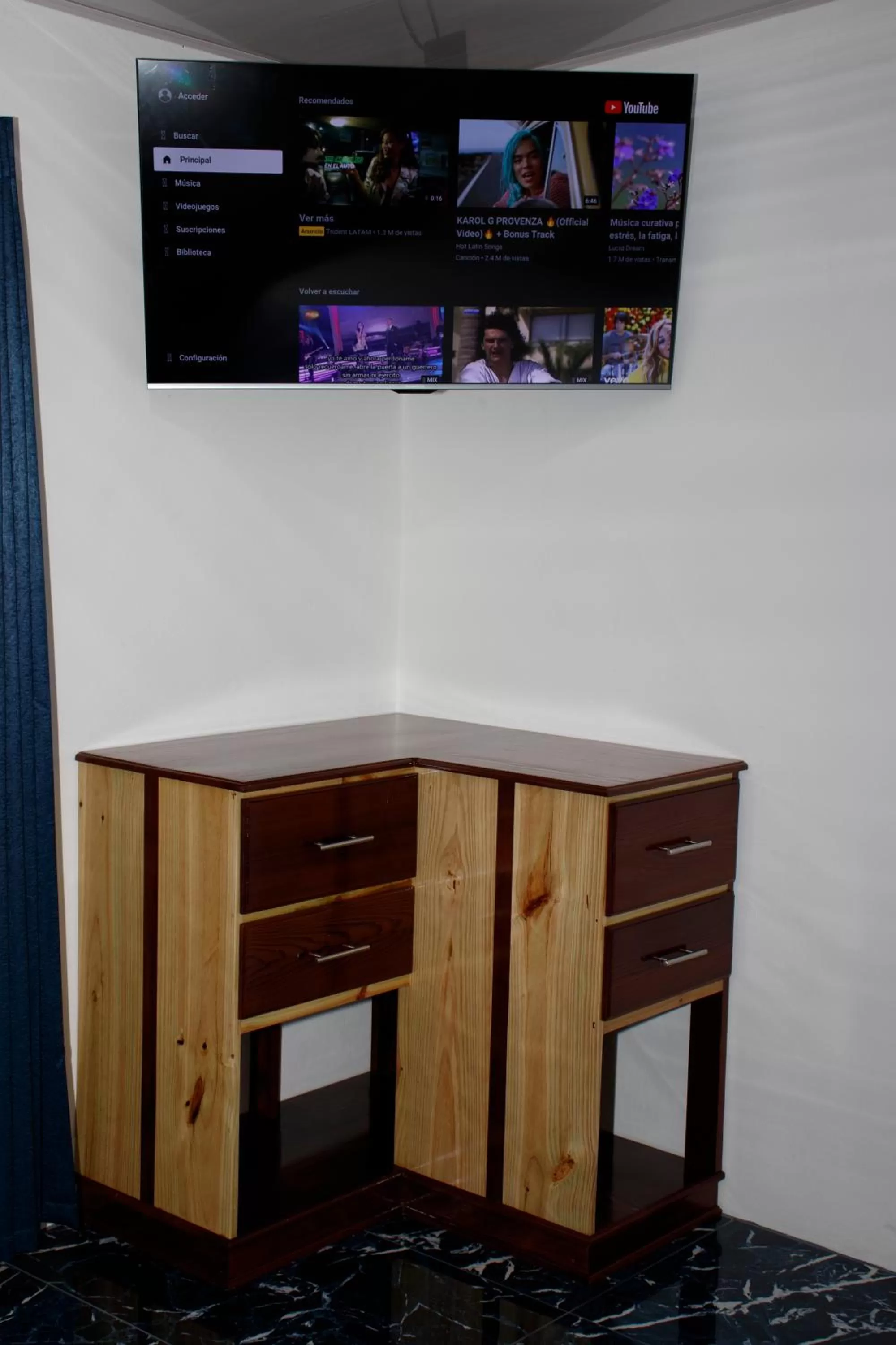 TV and multimedia in Hotel Samoa del Sur