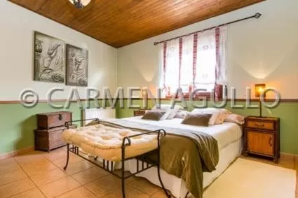 Photo of the whole room, Bed in Posada el Campanario