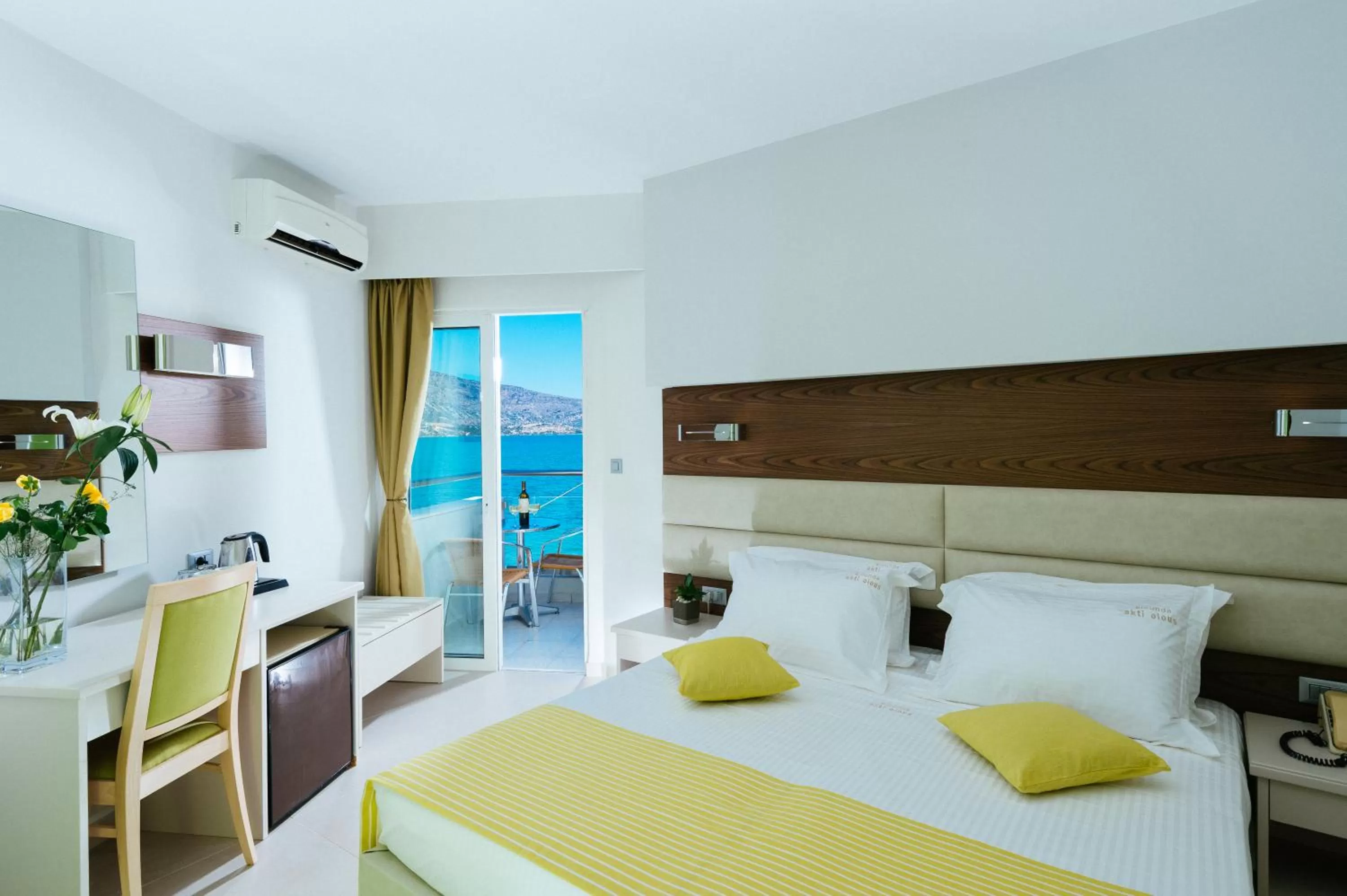 Spring, Bed in Elounda Akti Olous (Adults Only)
