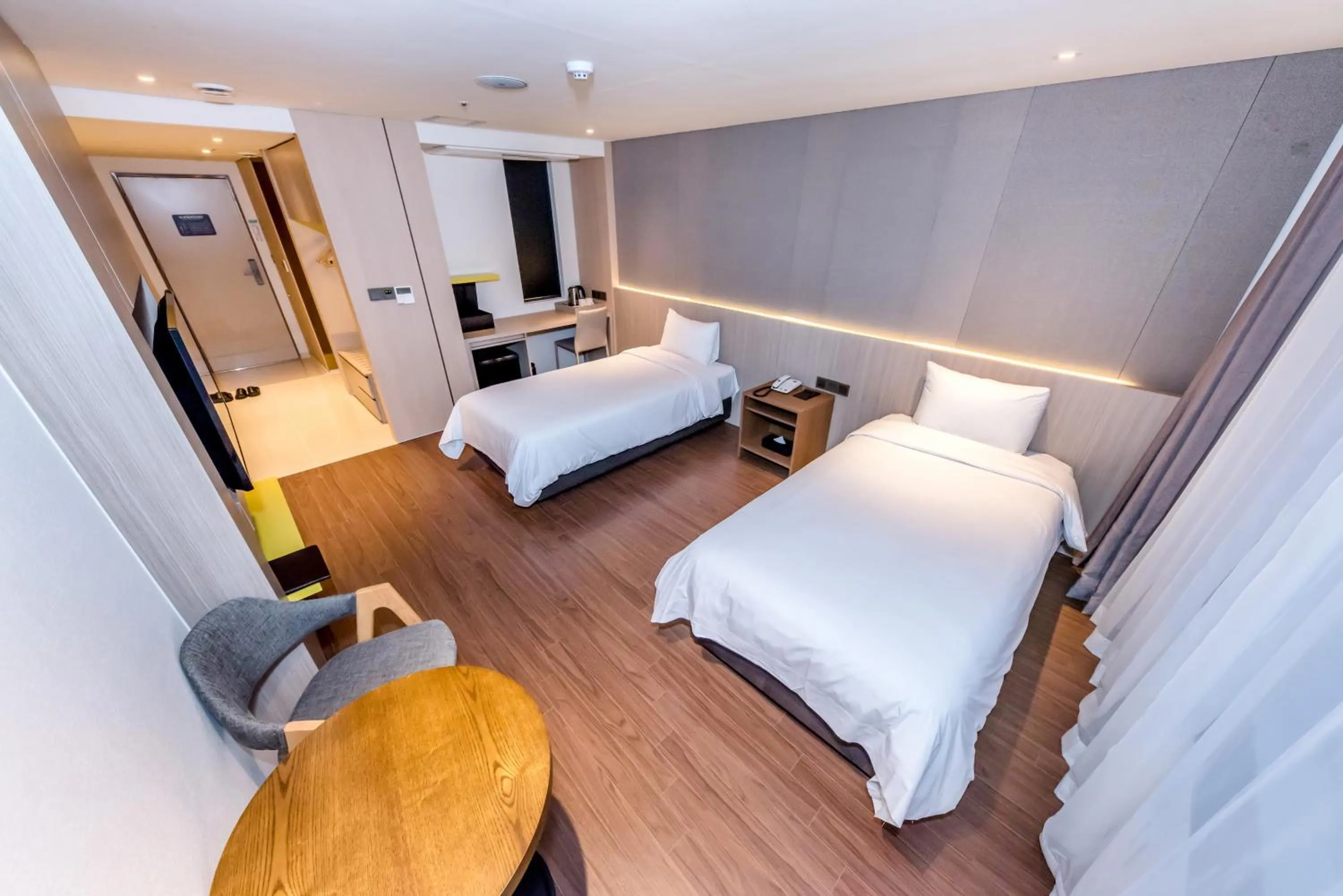 Photo of the whole room, Bed in The First70 Hotel