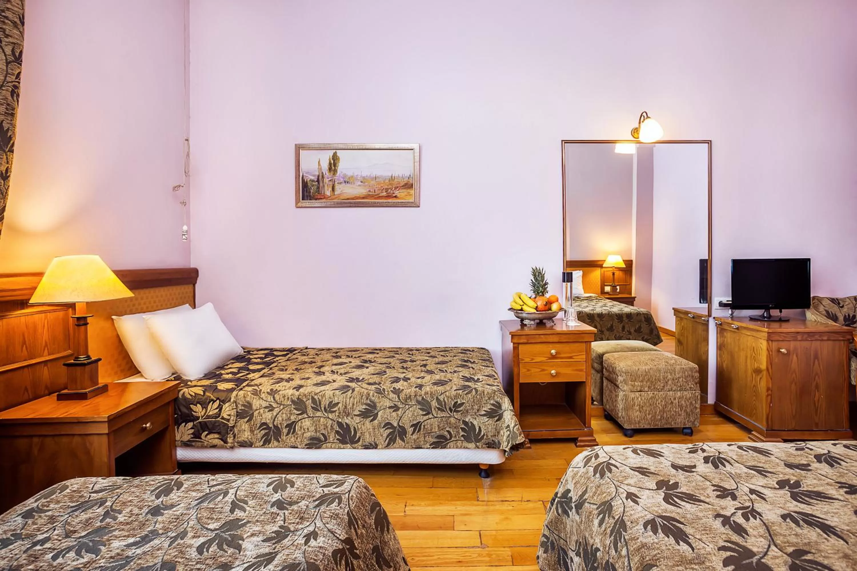 Photo of the whole room, Bed in Minerva Premier Hotel