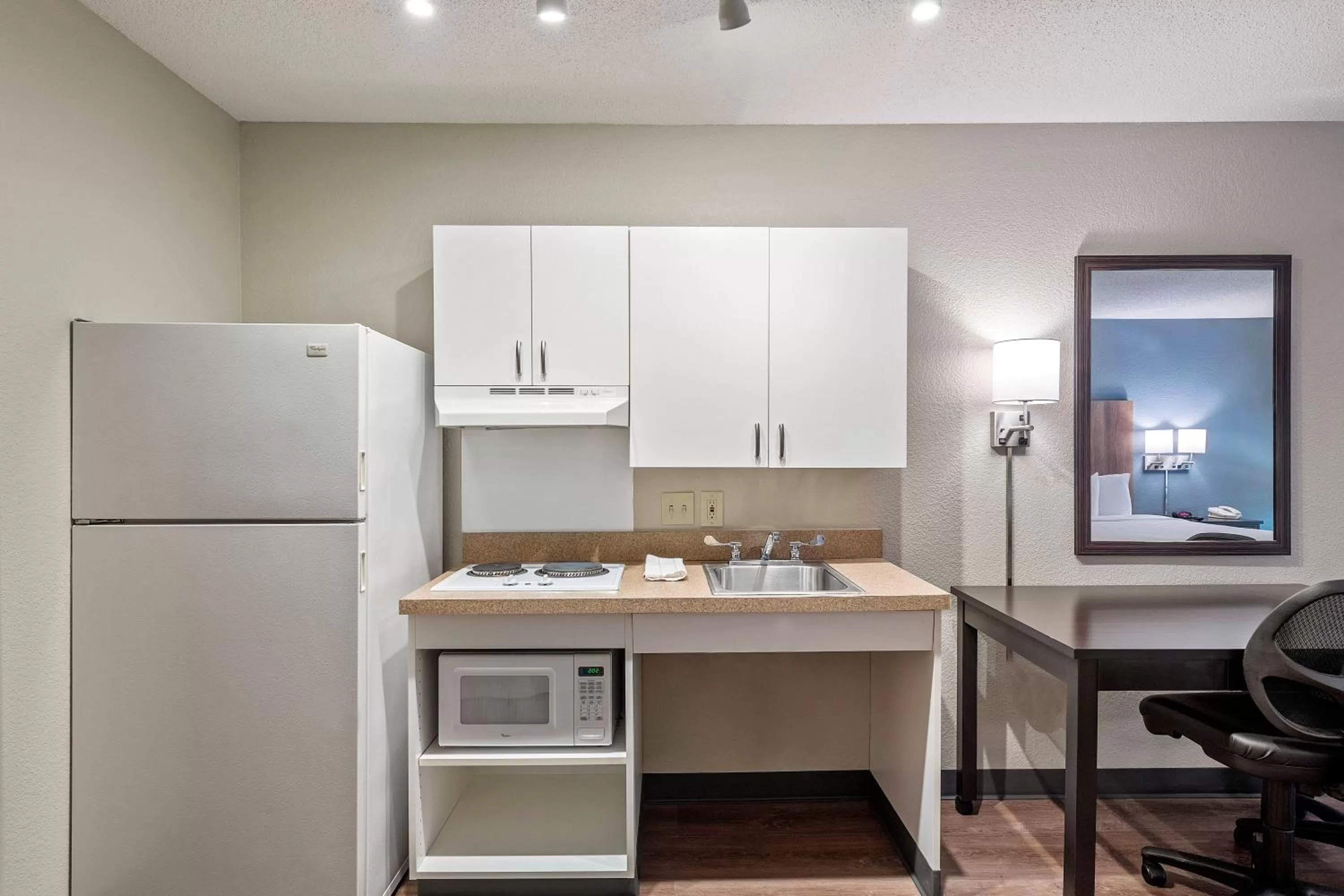 Kitchen or kitchenette in Extended Stay America Suites - Washington, DC - Alexandria - Landmark