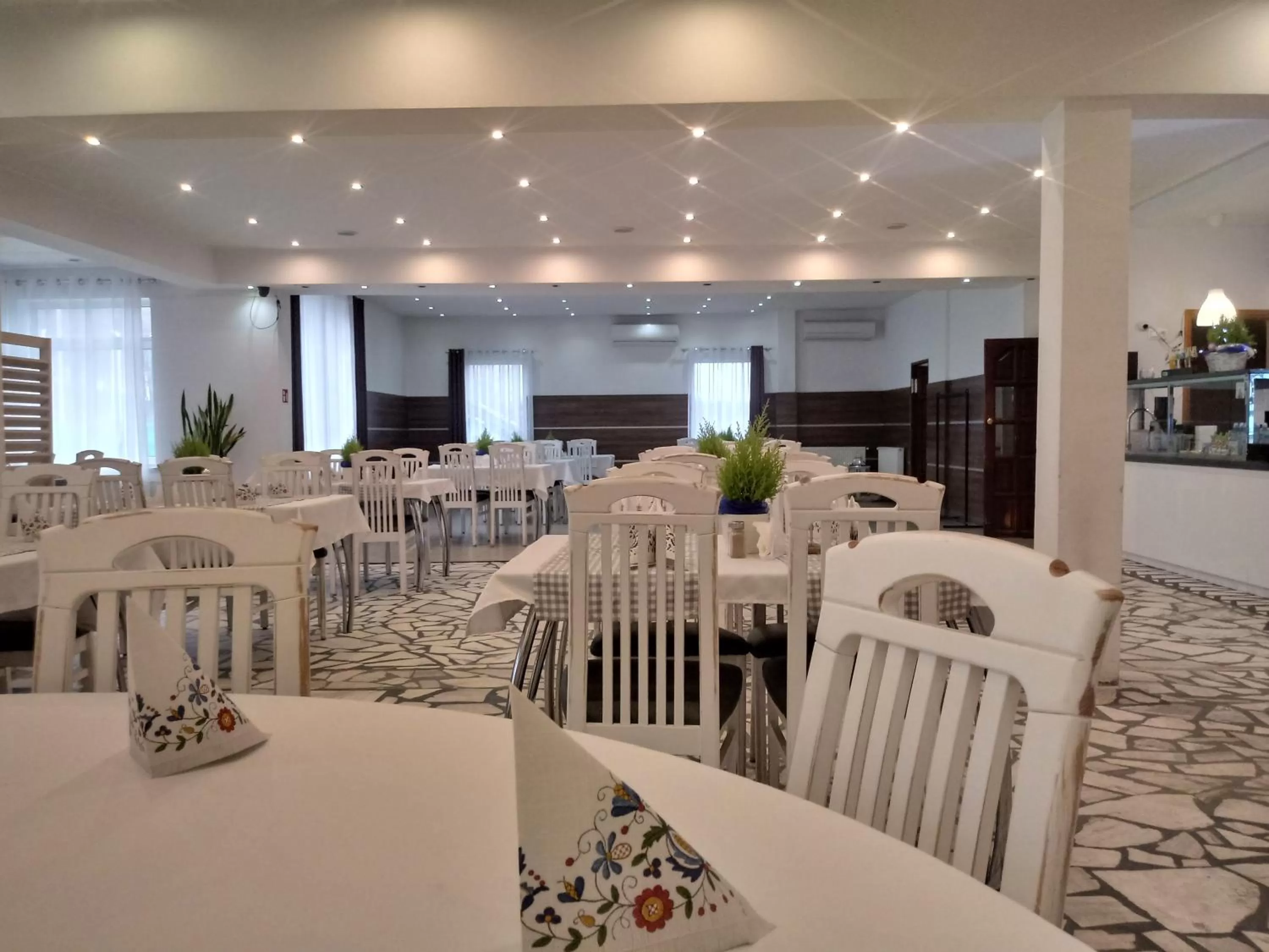 Restaurant/places to eat in Hotel Miłosz Restauracja, Basen dla dzieci, Sala Zabaw, Siłownia