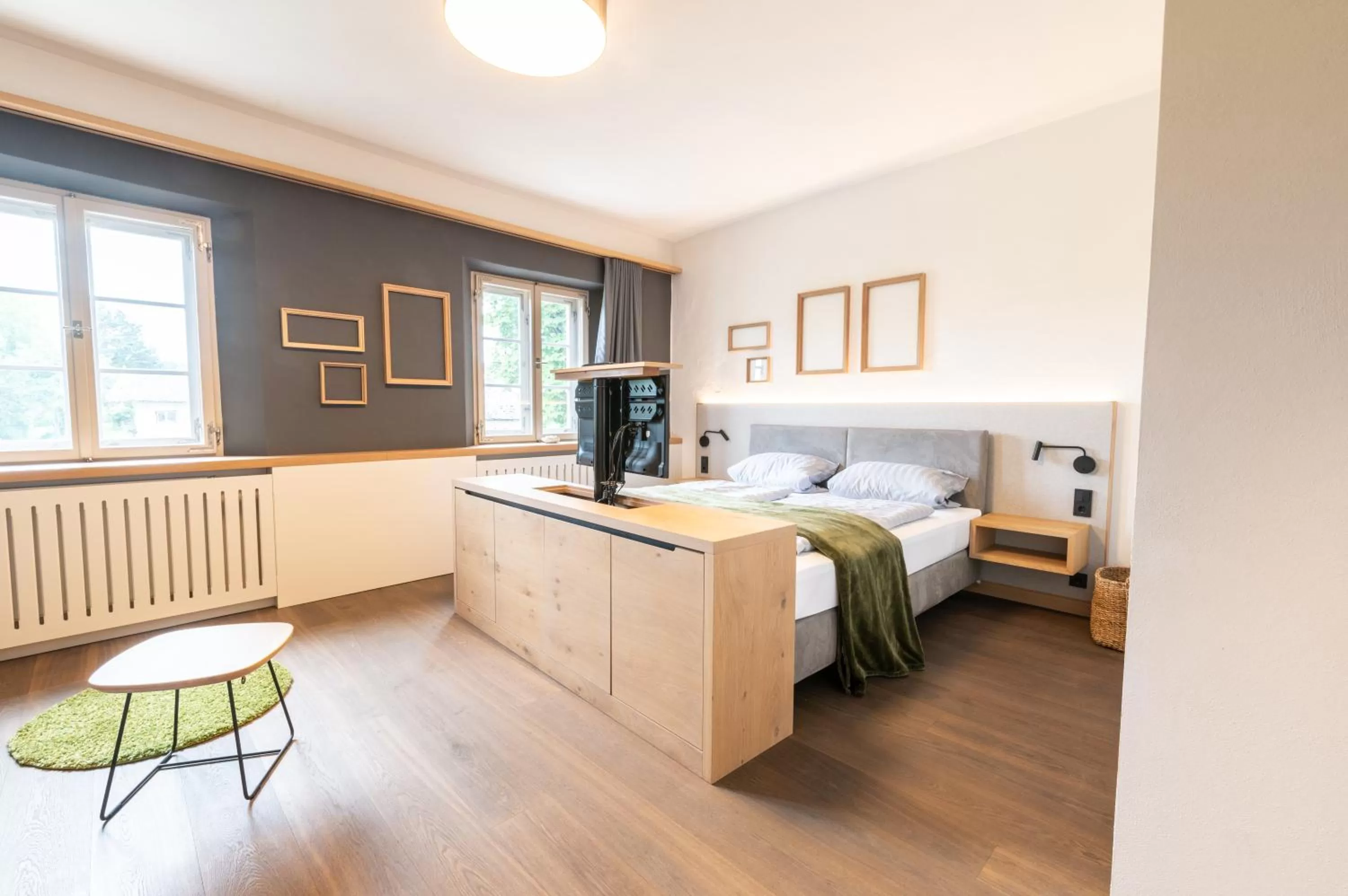 Bed in LANDHOTEL ALTE ZOLLSTATION- Historical Building