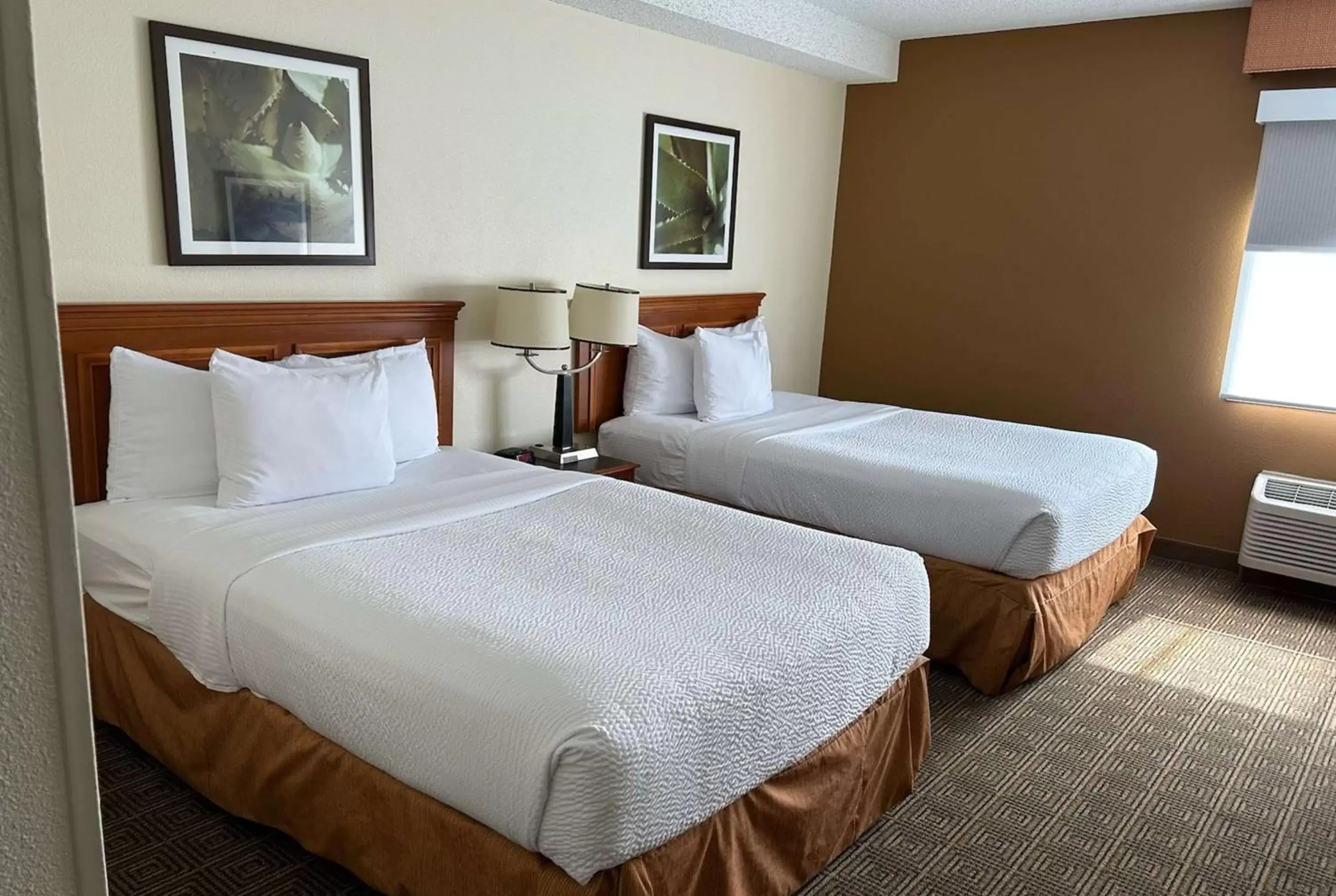 Double Room with Two Double Beds in La Quinta by Wyndham Orlando South Double Room with Two Double Beds in La Quinta by Wyndham Orlando South