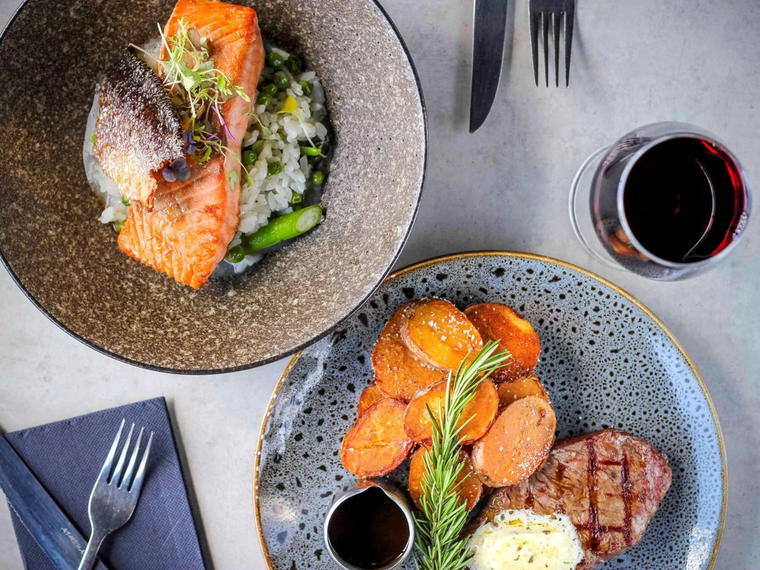 Restaurant/places to eat in Mercure Launceston