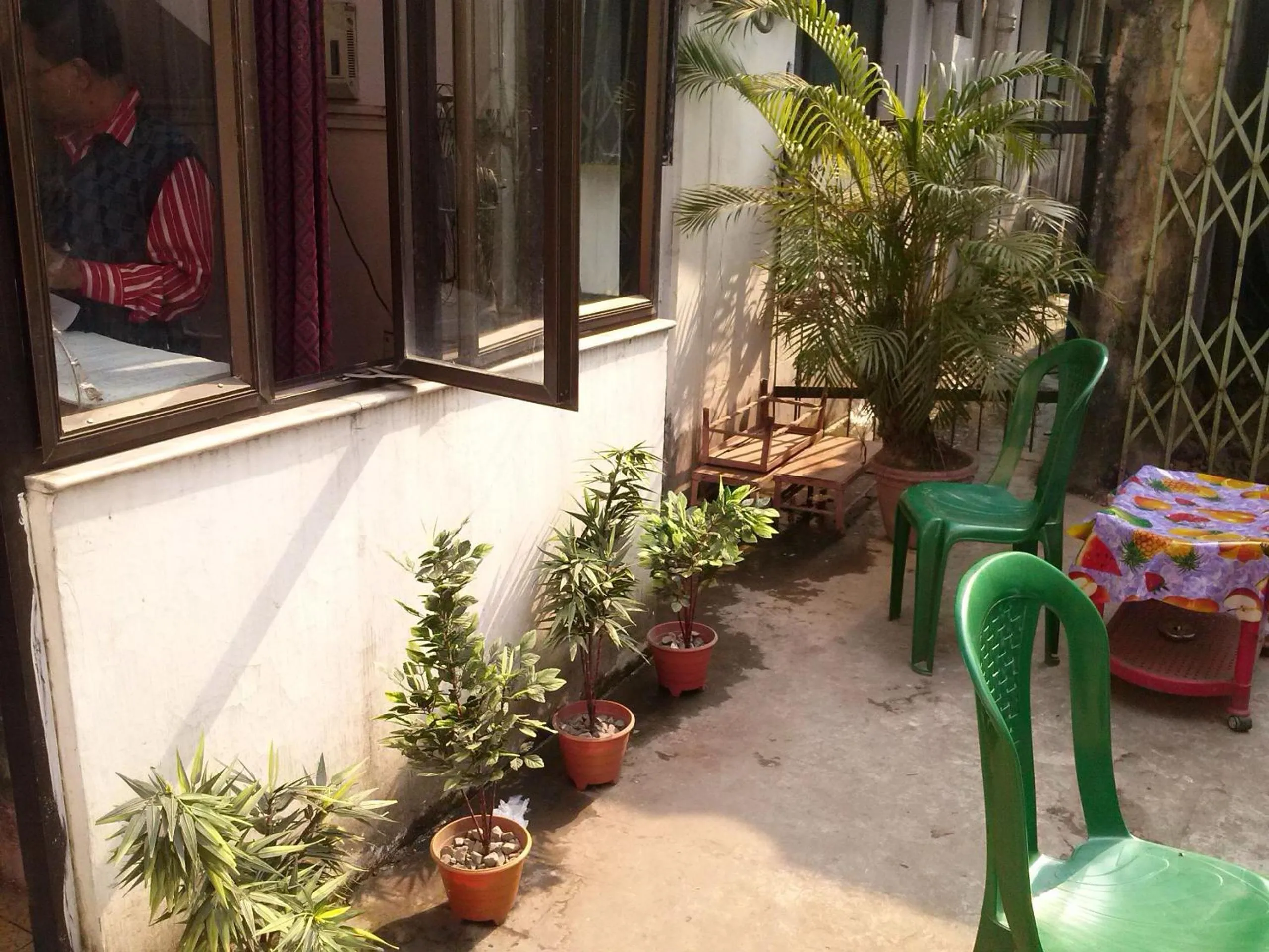 Facade/entrance in Capital Guest House