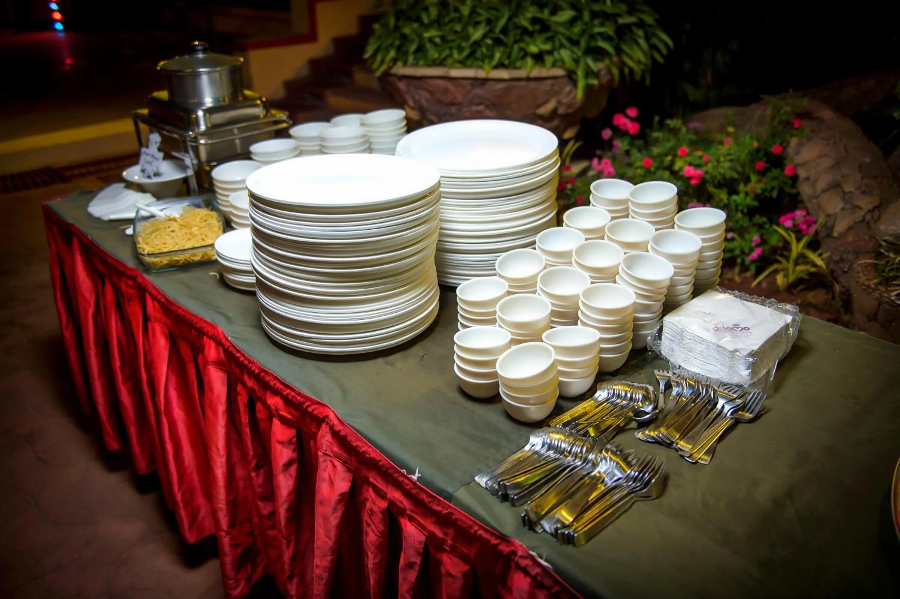 Restaurant/places to eat in Adamo the Resort