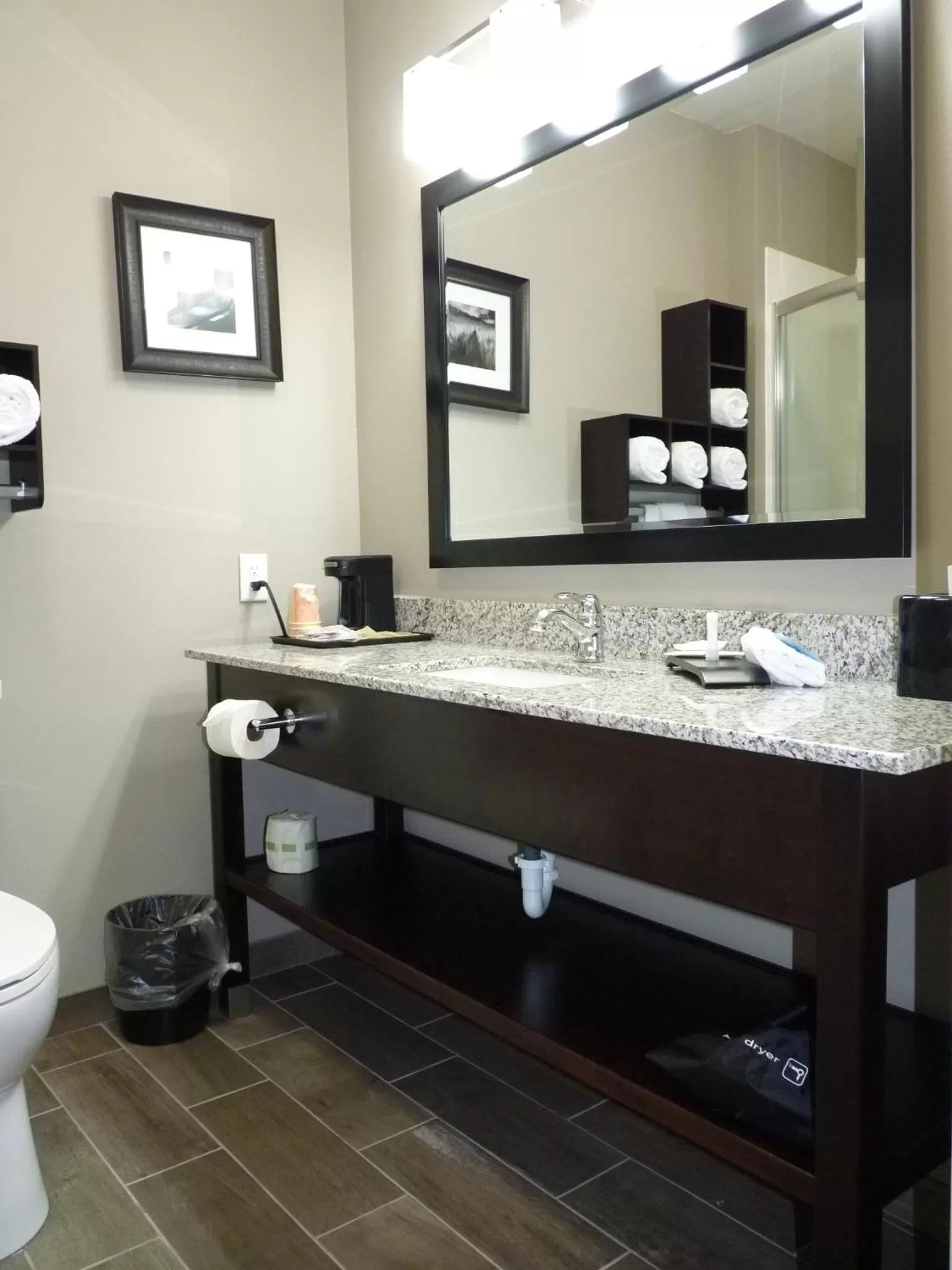 Bathroom in La Quinta by Wyndham Paducah