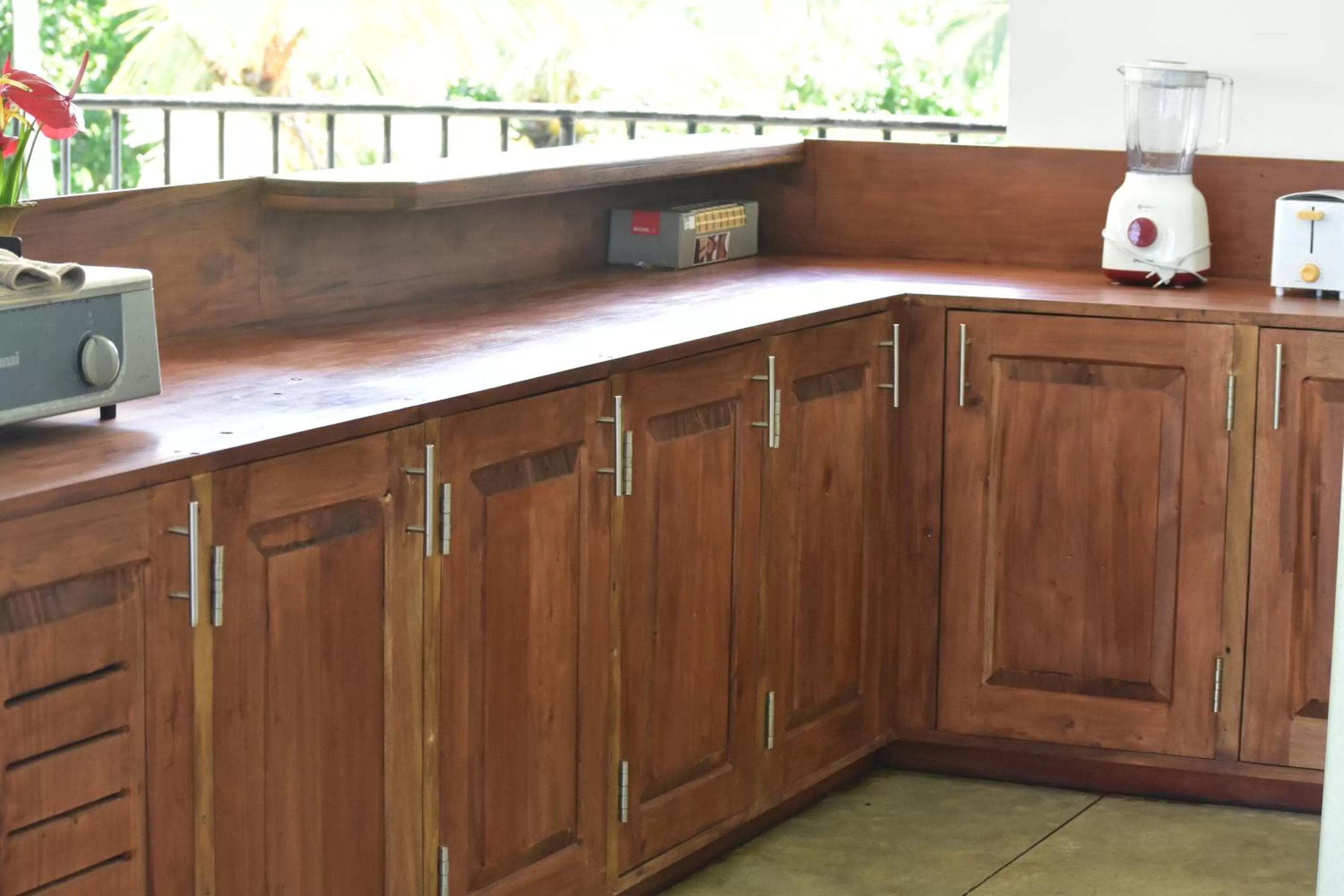 Kitchen or kitchenette in Green Almond Hotel