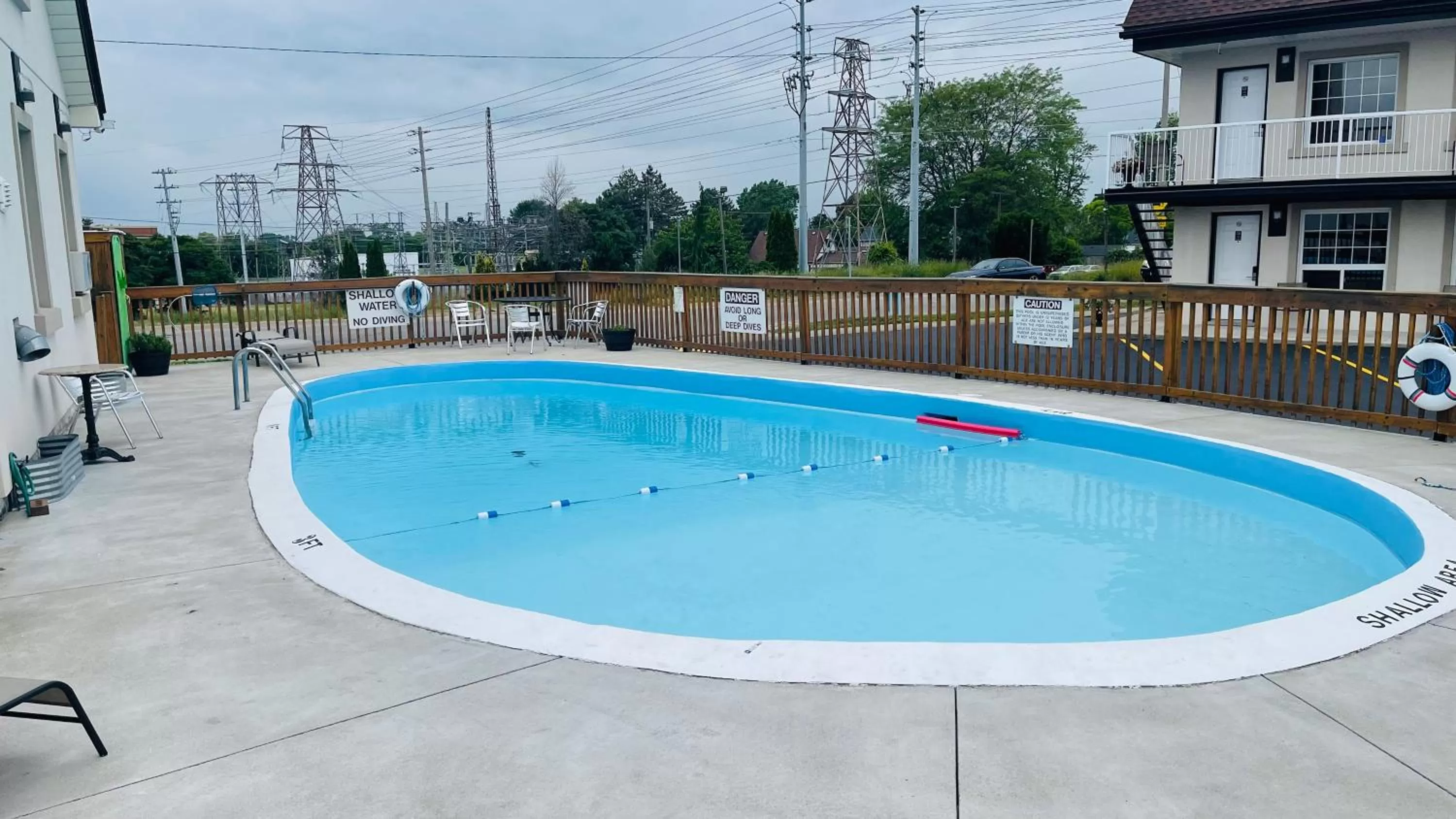 Property building in Falls Lodge by the Falls (Formerly Knights Inn)