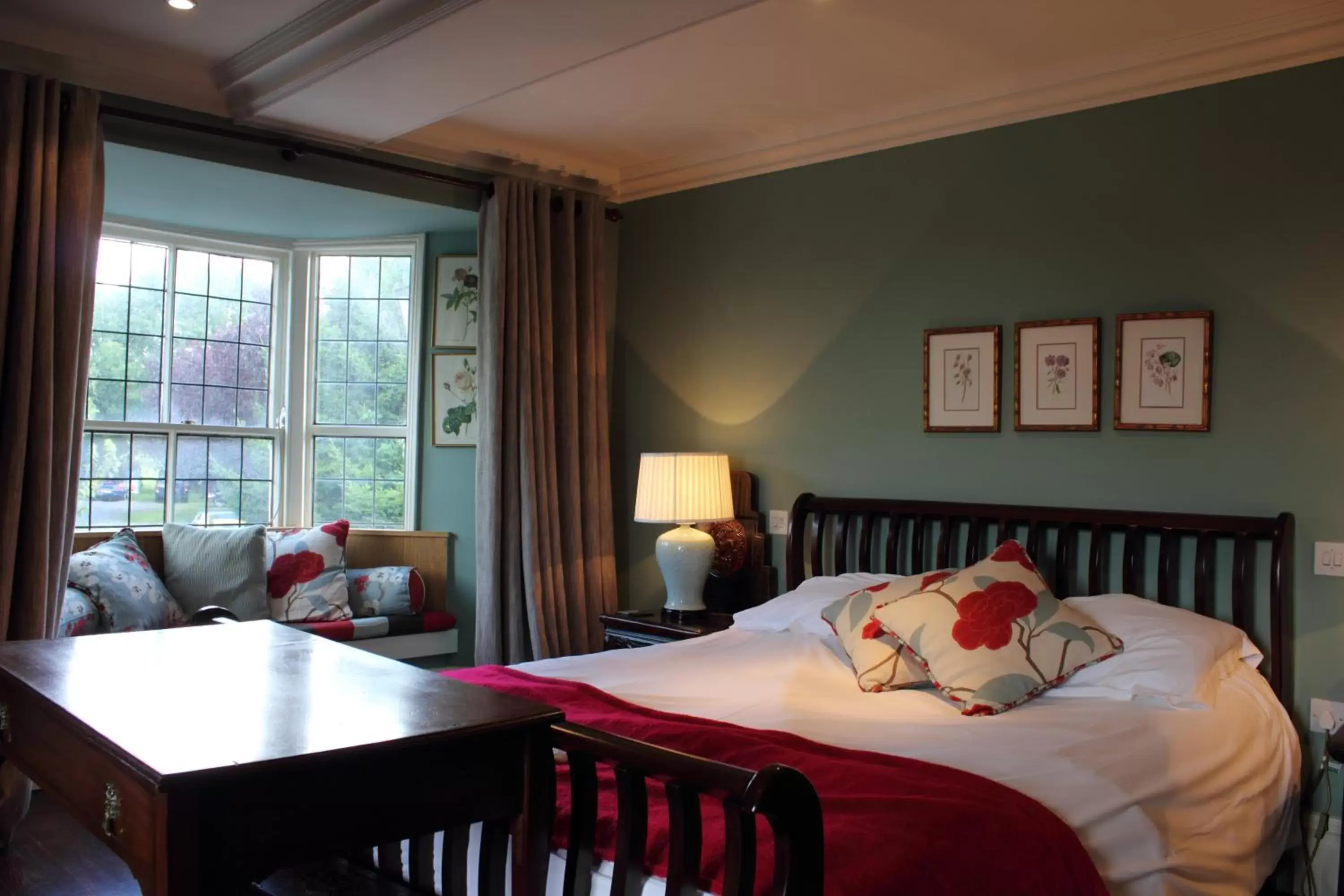 Deluxe Double Room with River View in The Spread Eagle Deluxe Double Room with River View in The Spread Eagle