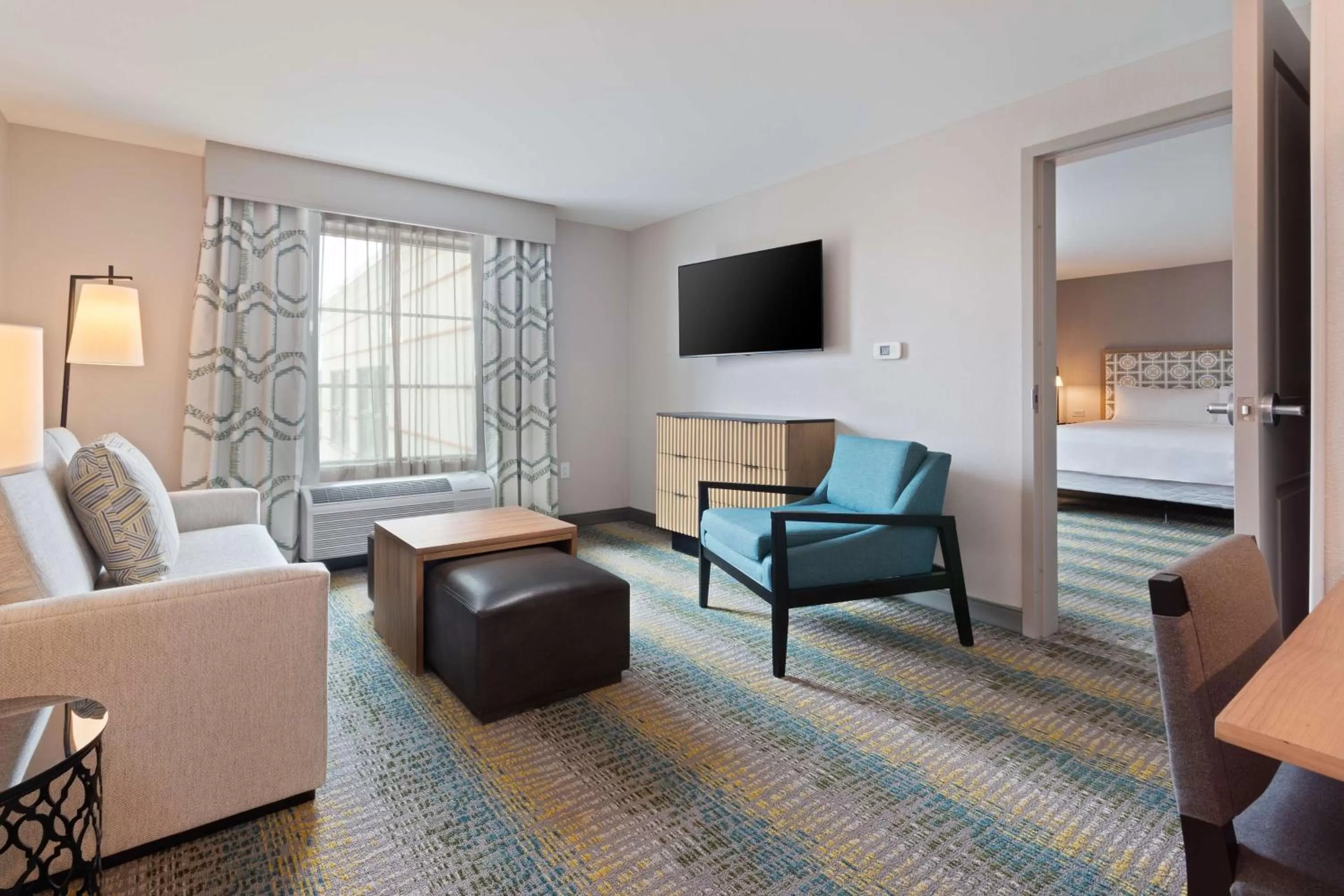 Living room, Bed in Homewood Suites by Hilton St Augustine San Sebastian