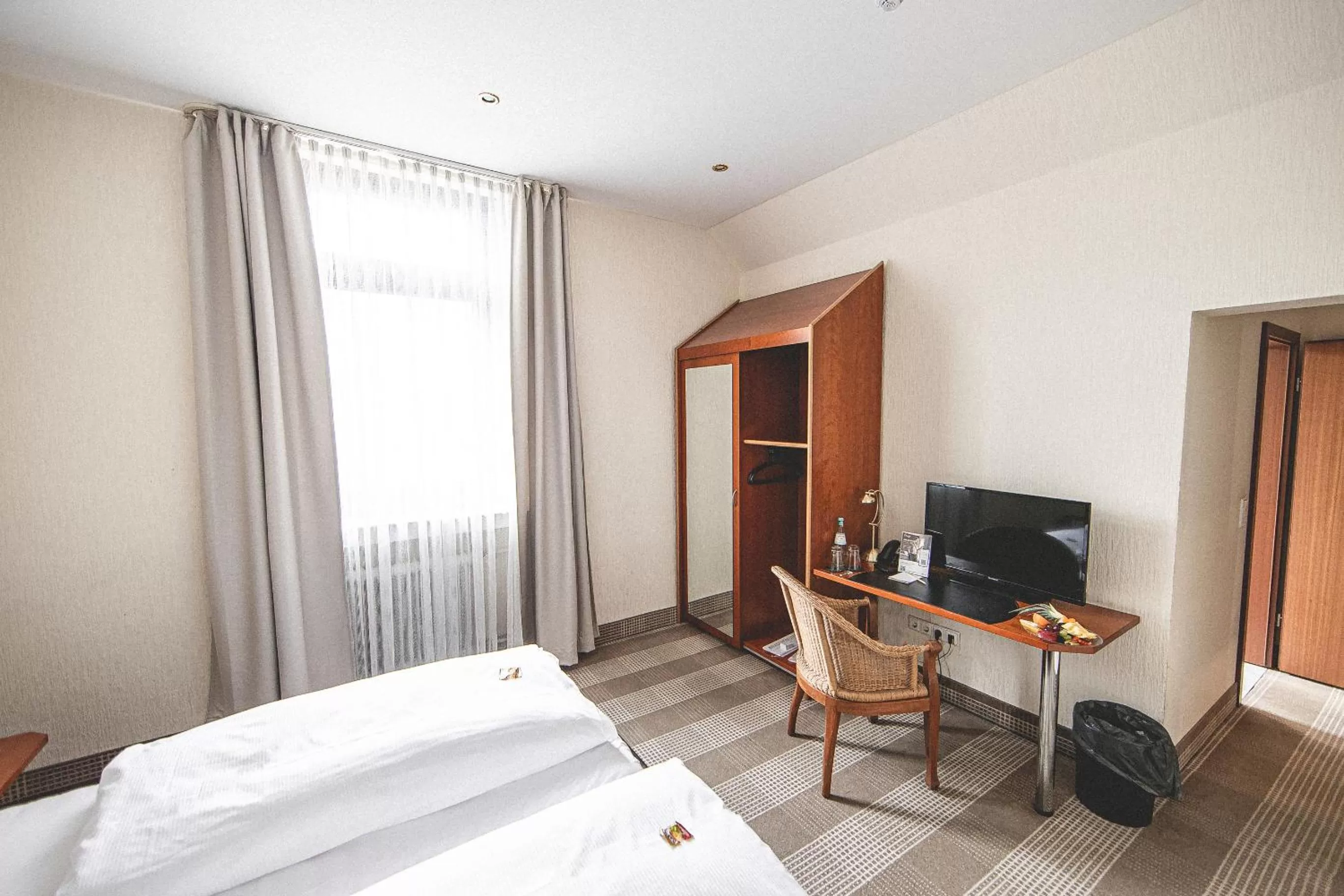 Photo of the whole room, Bed in PLAZA INN Recklinghausen