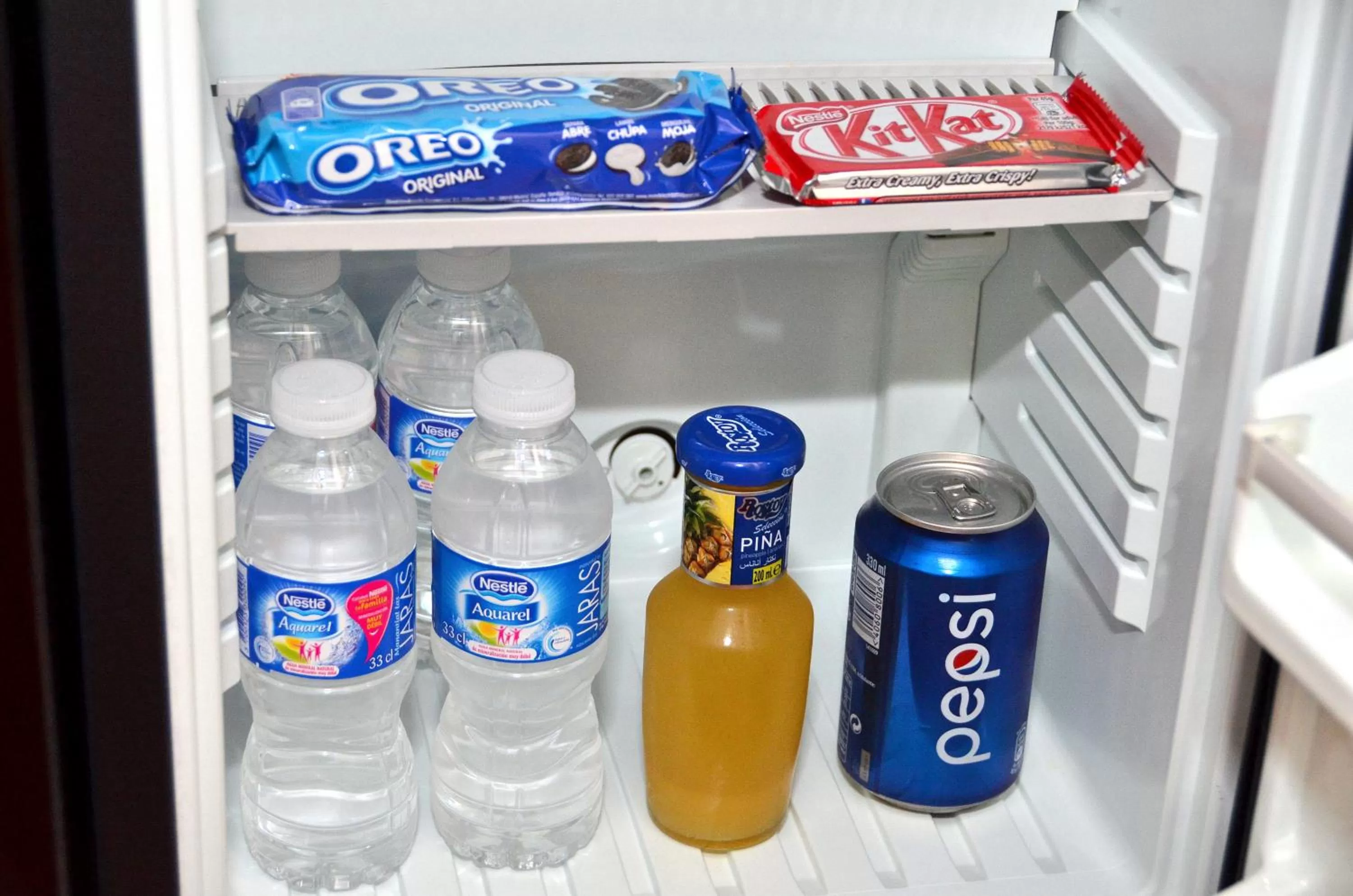 Food and drinks in Clement Barajas