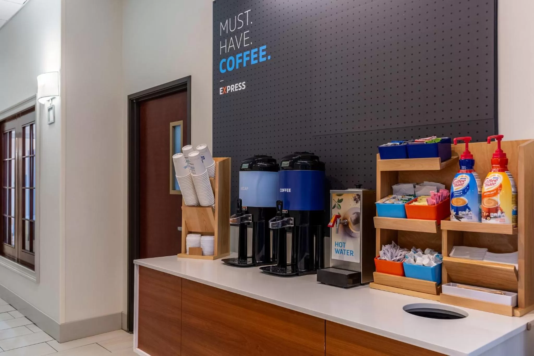 Coffee/tea facilities in Holiday Inn Express Hotel & Suites Newton Sparta by IHG