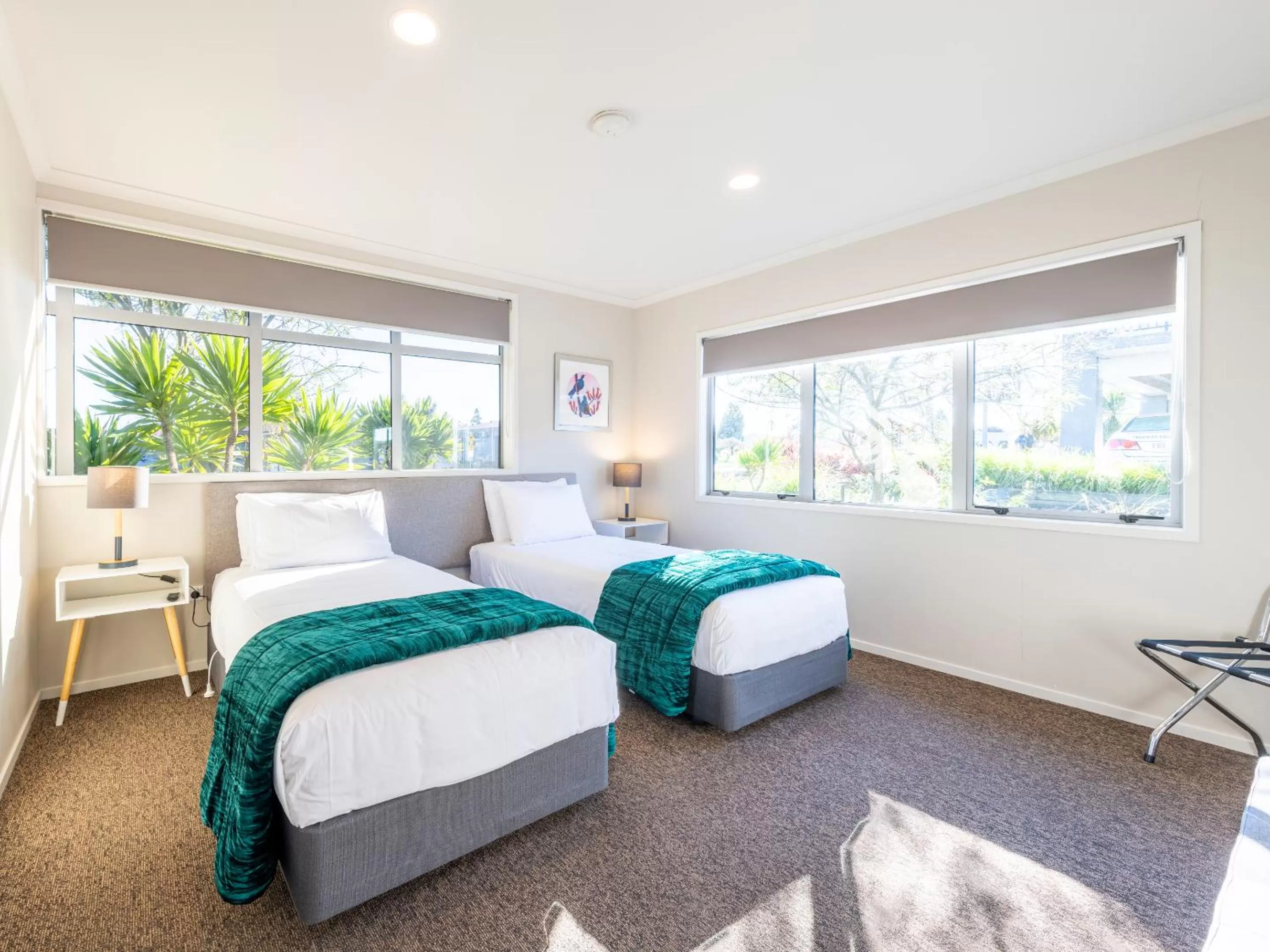 Bedroom, Bed in Lake Taupo Motor Inn