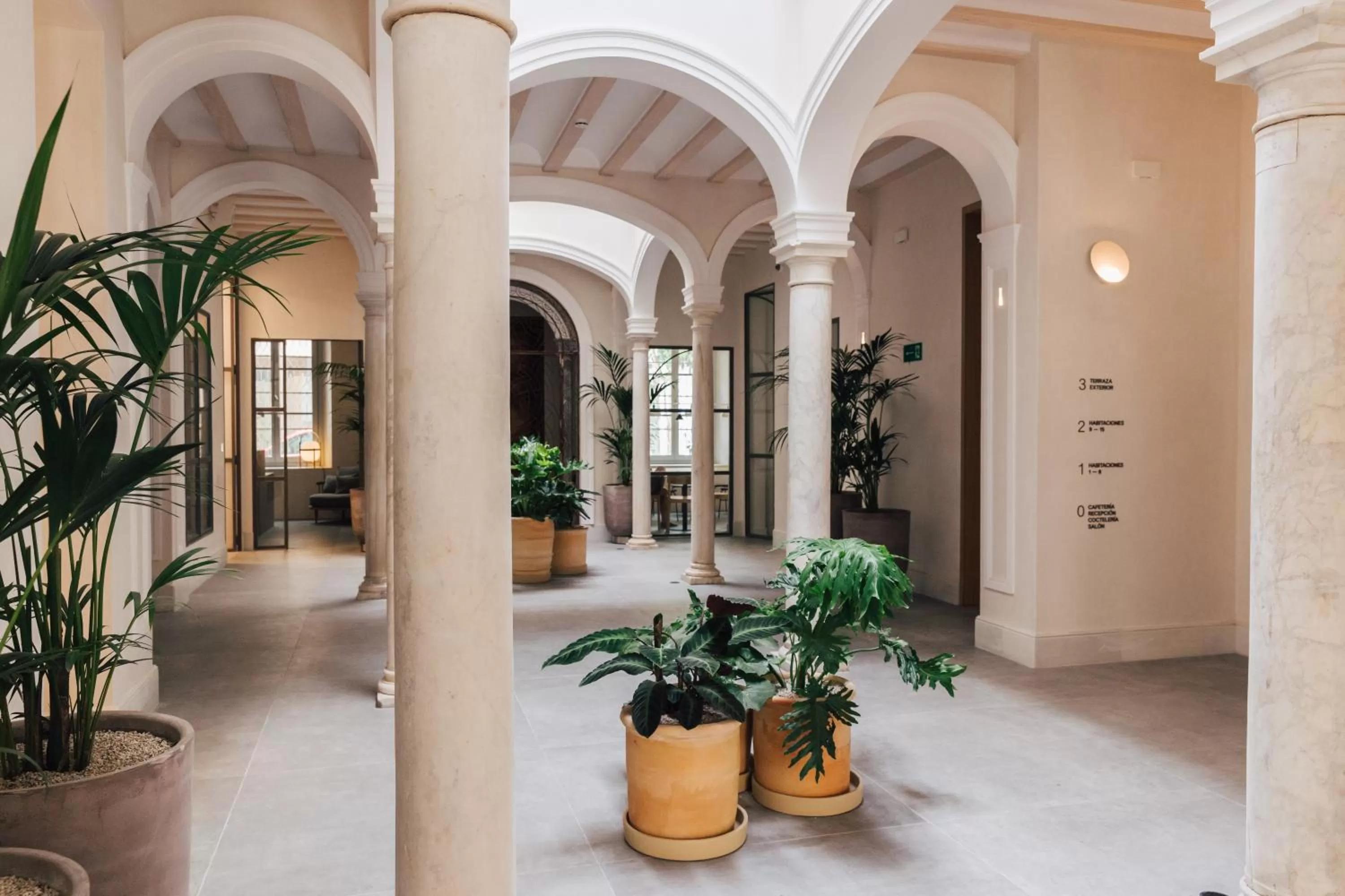 Property building in Plácido y Grata