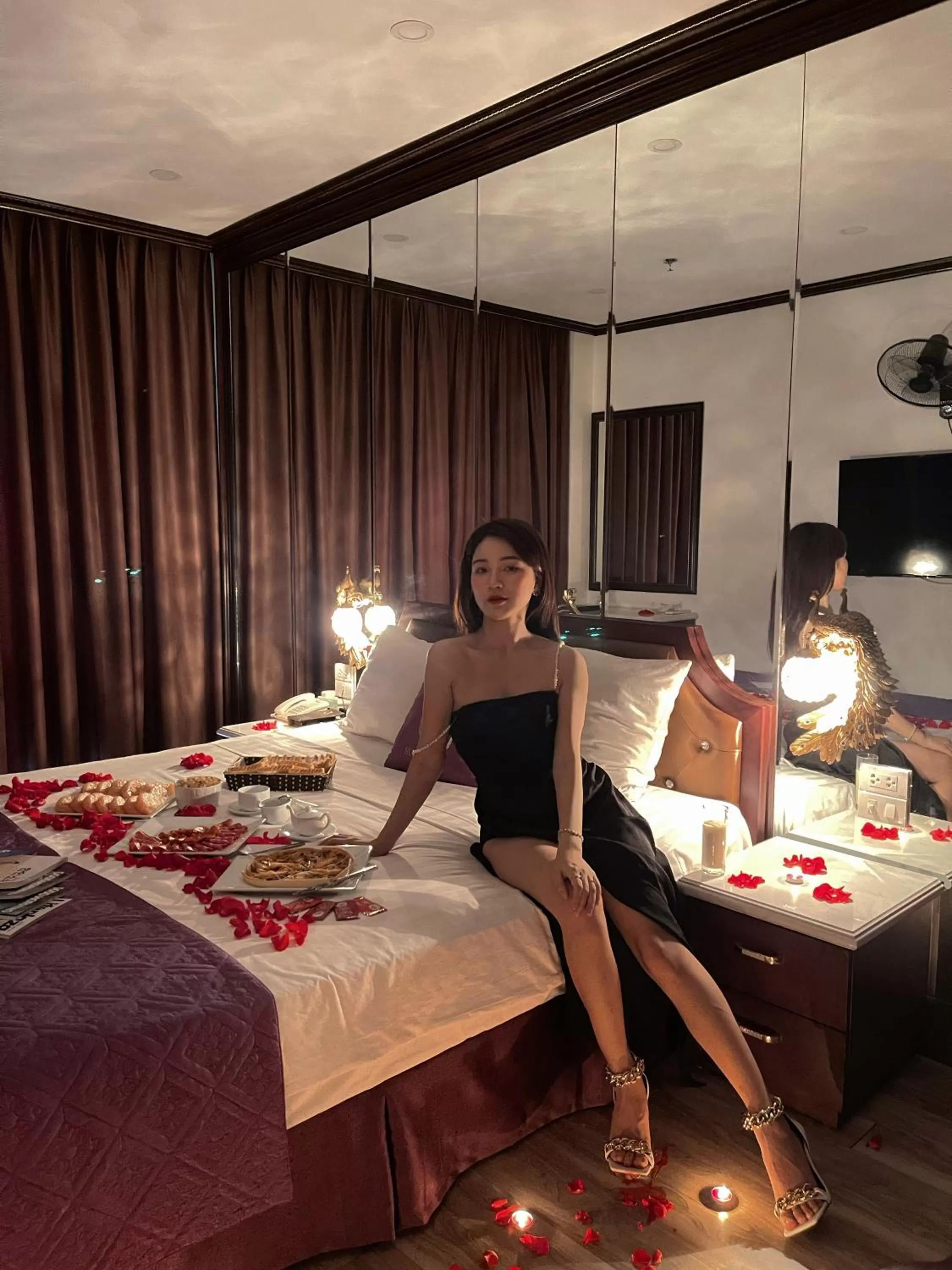 People in Hanoi Suji Hotel