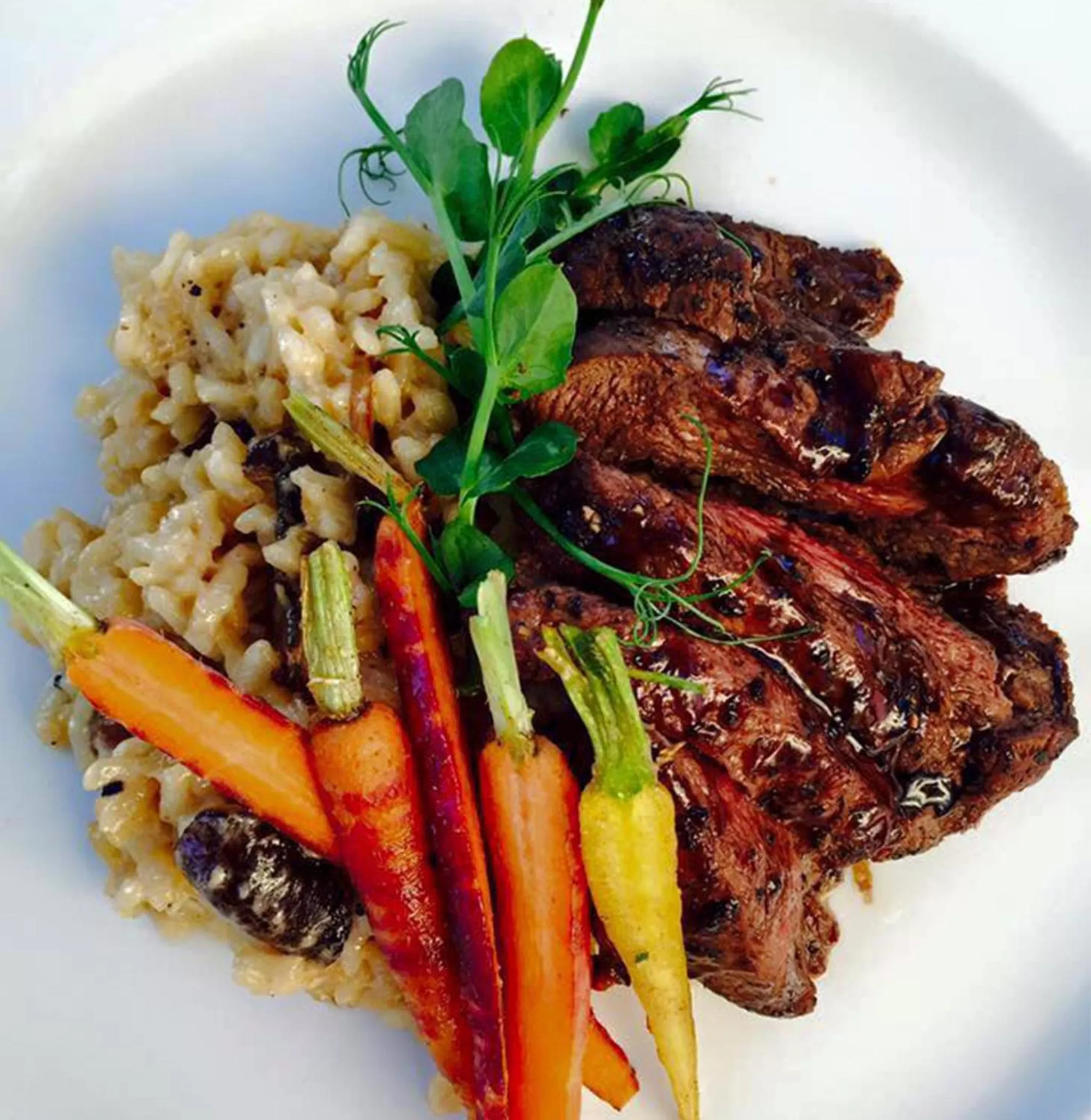 Lounge or bar in The Glen Boutique Hotel & Spa