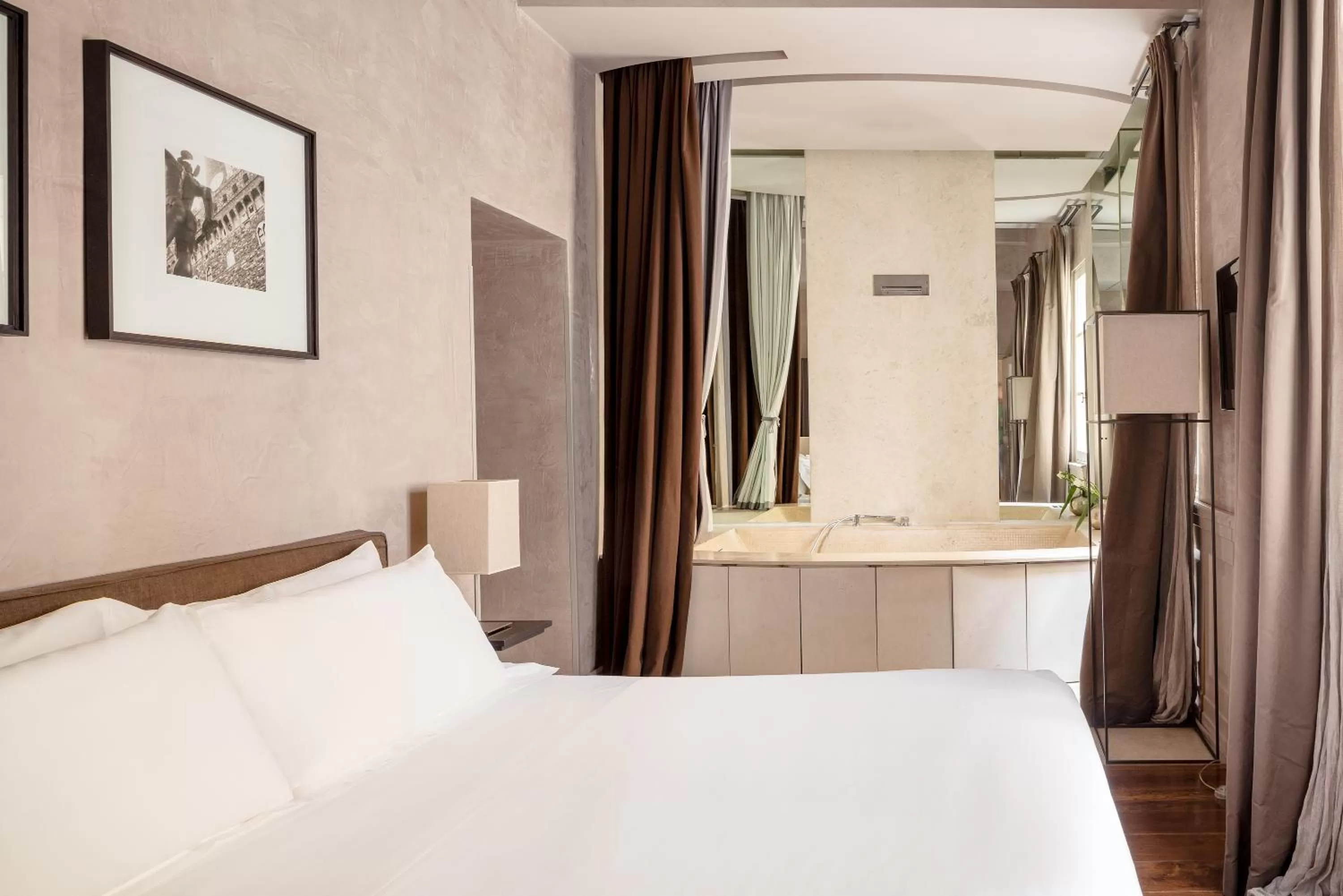 Bedroom, Bed in Ricasoli Firenze Luxury Apartments UNA Esperienze