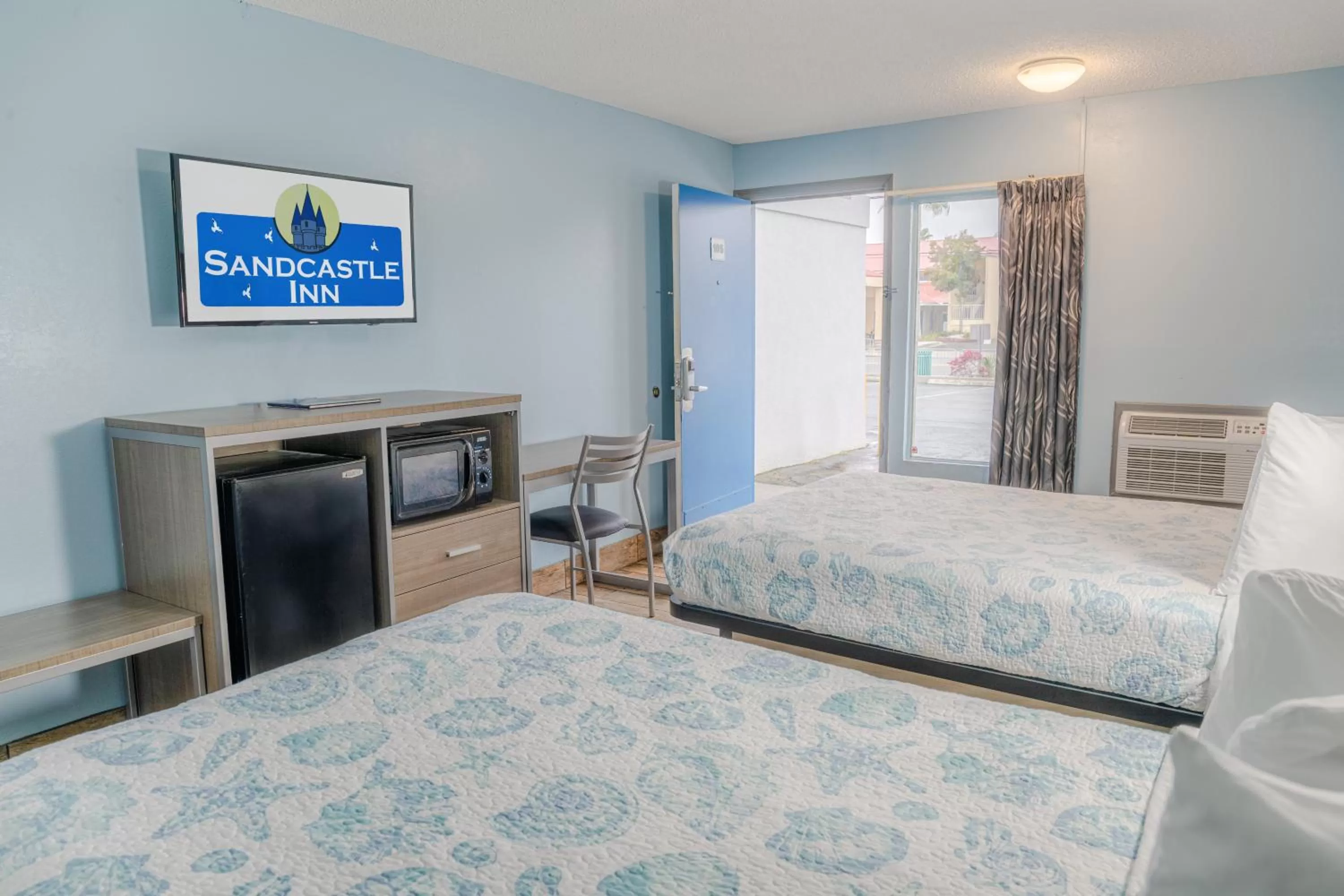 TV and multimedia, Bed in Sandcastle Inn