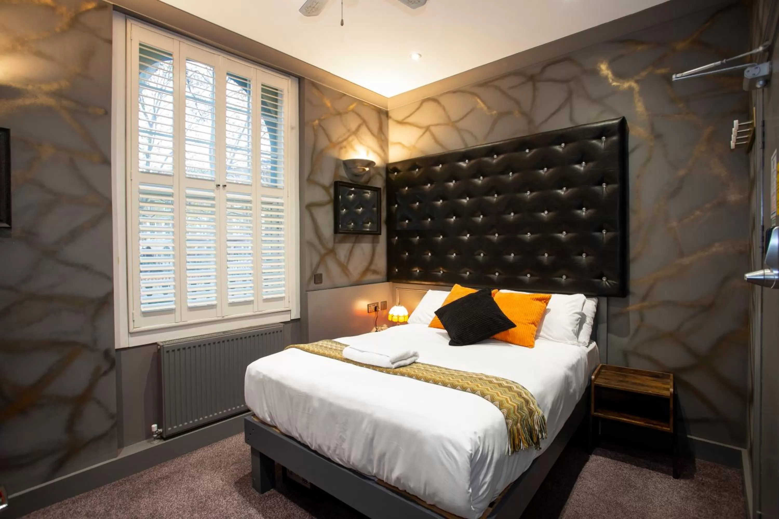 Rokxy Queen in The Rokxy Townhouses & Residences - Kings Cross