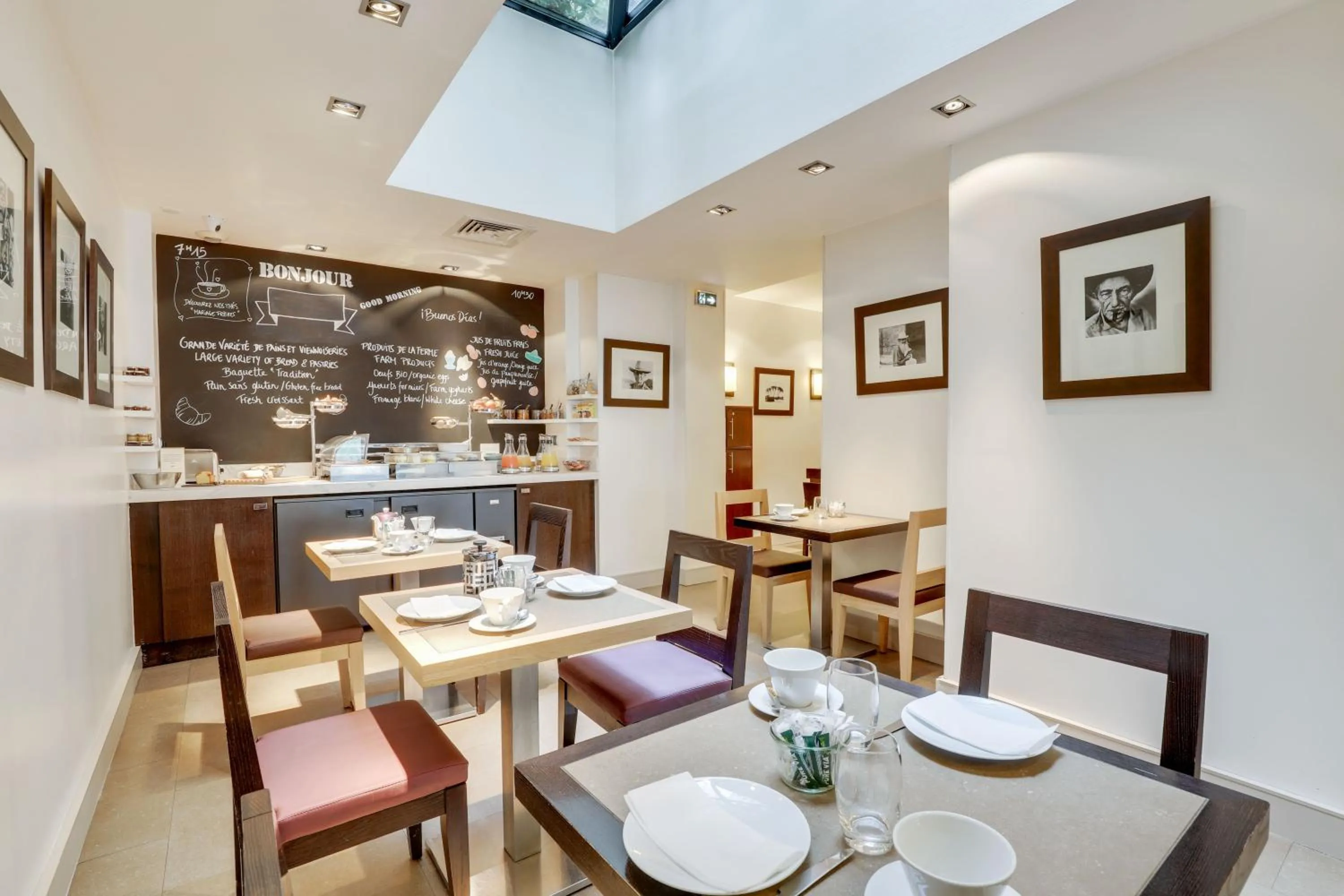 Restaurant/places to eat in Hotel Duret Paris Champs Elysées