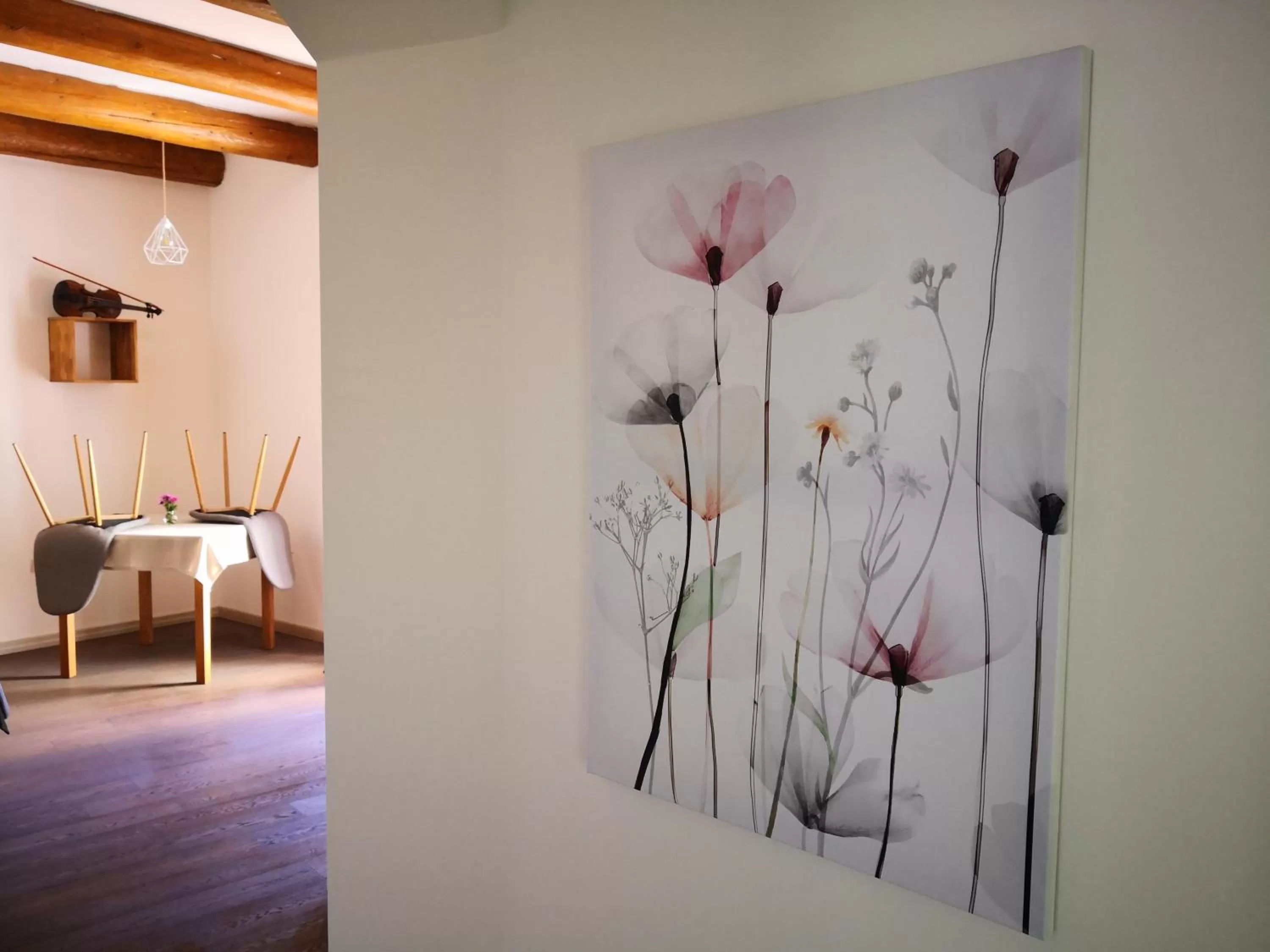 Living room, Bathroom in B&B BARISEI