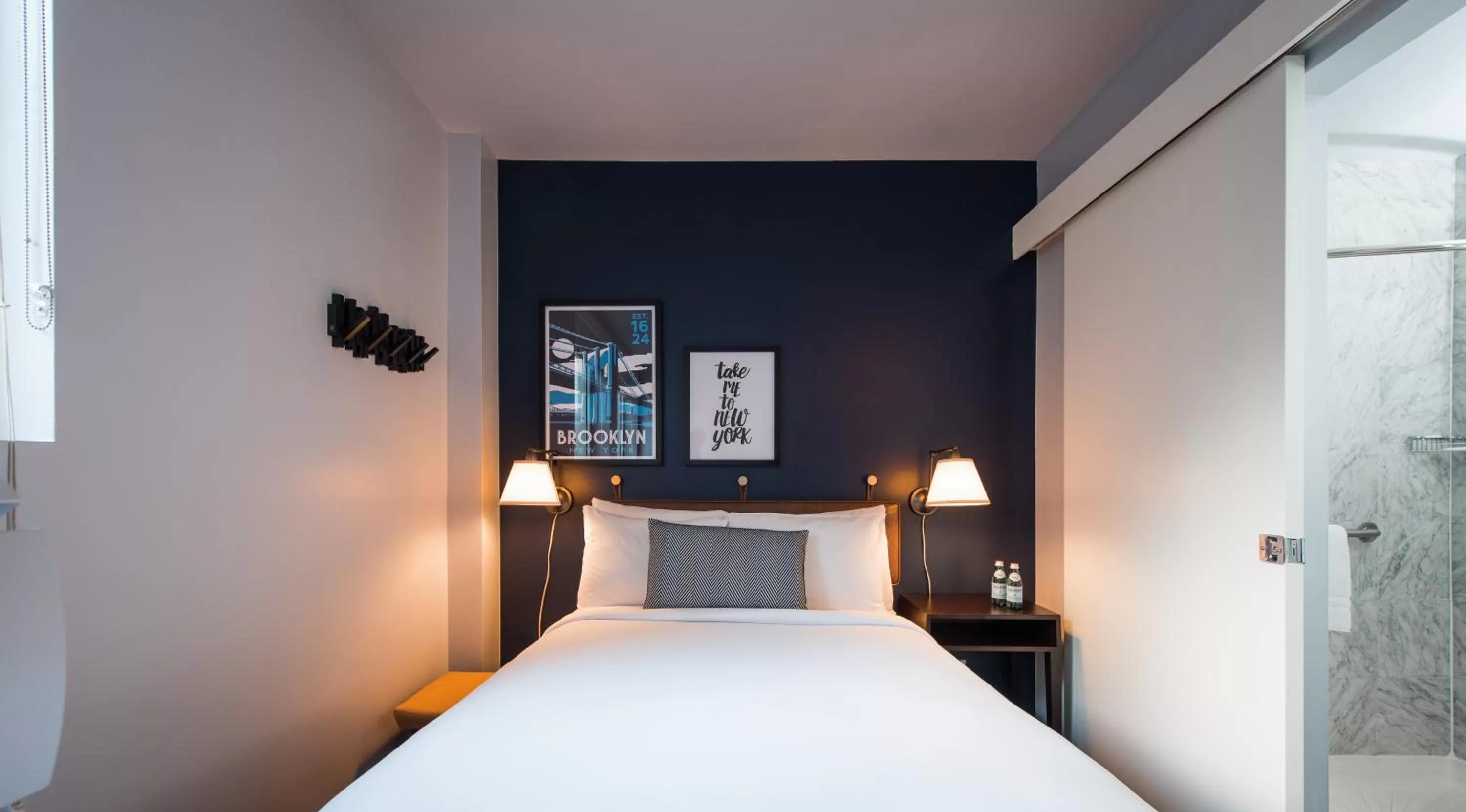 Other, Bed in U Hotel Fifth Avenue, Empire State Building