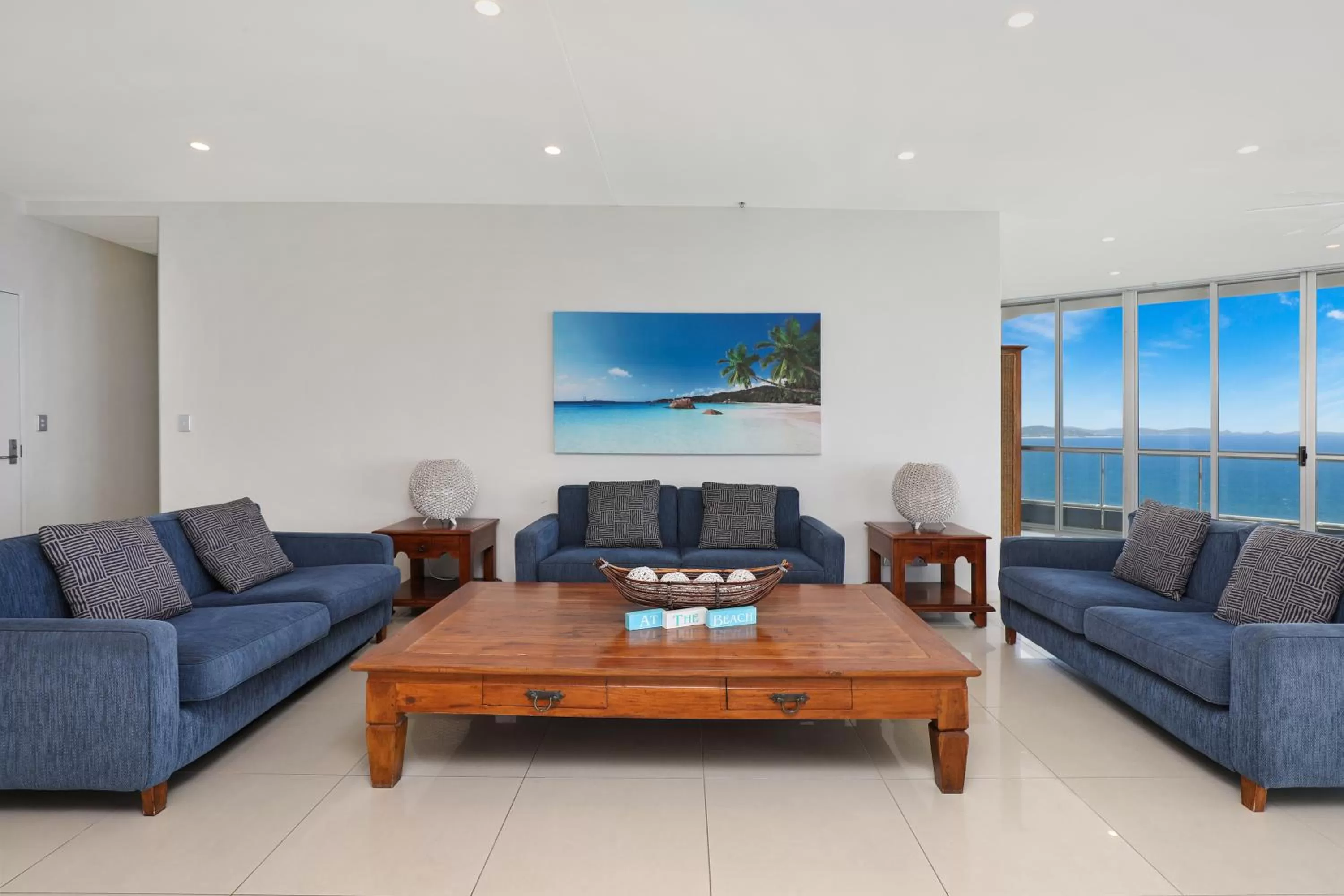 Living room in ULTIQA Points North