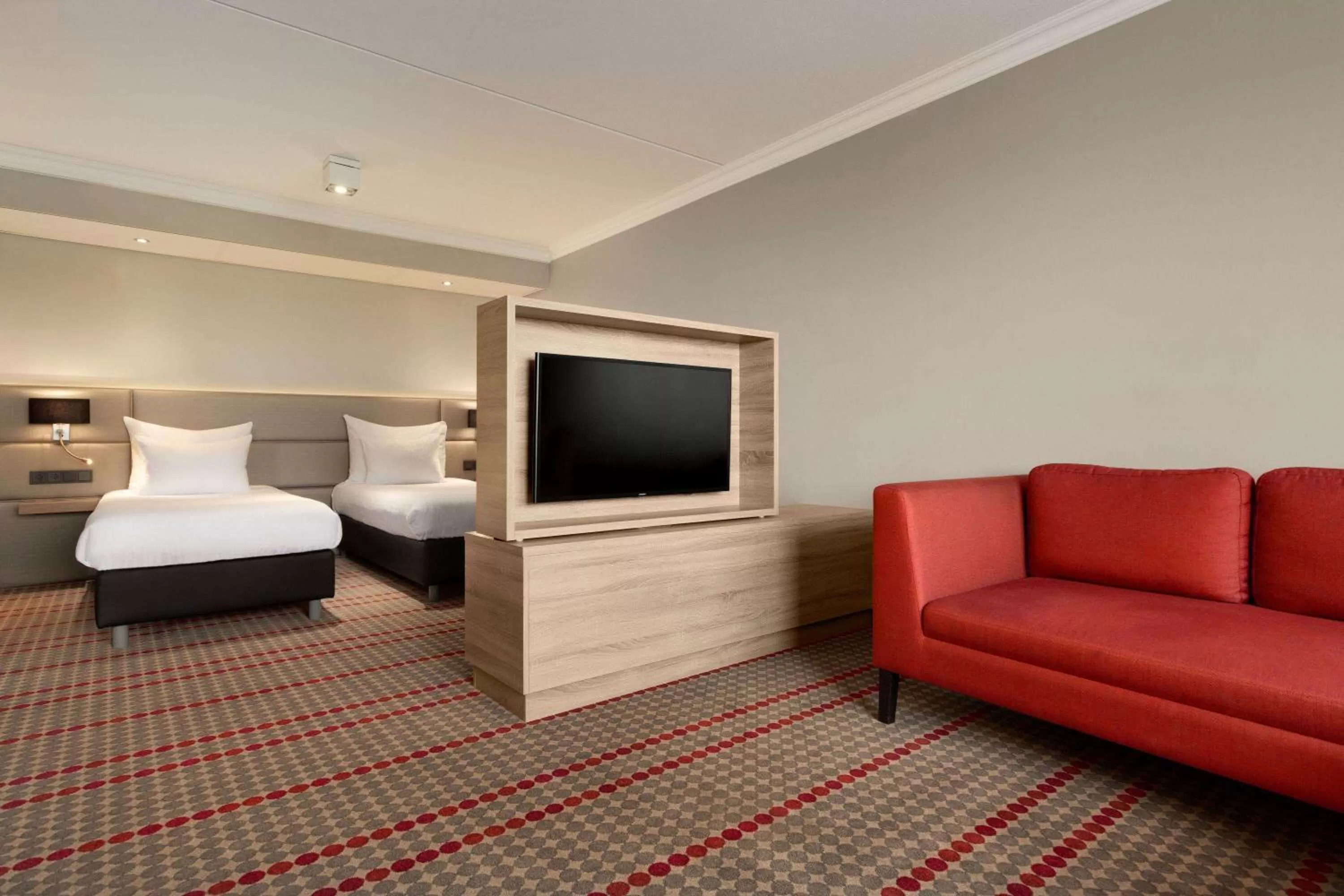 Bed in Ramada by Wyndham Amsterdam Airport Schiphol