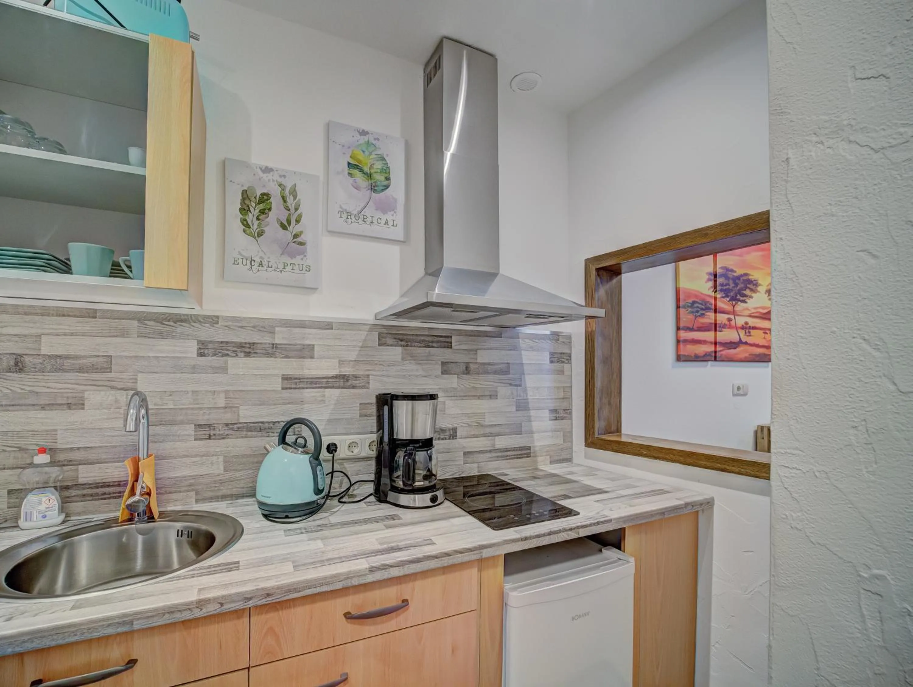 Kitchen or kitchenette in Gästehaus Eschbach