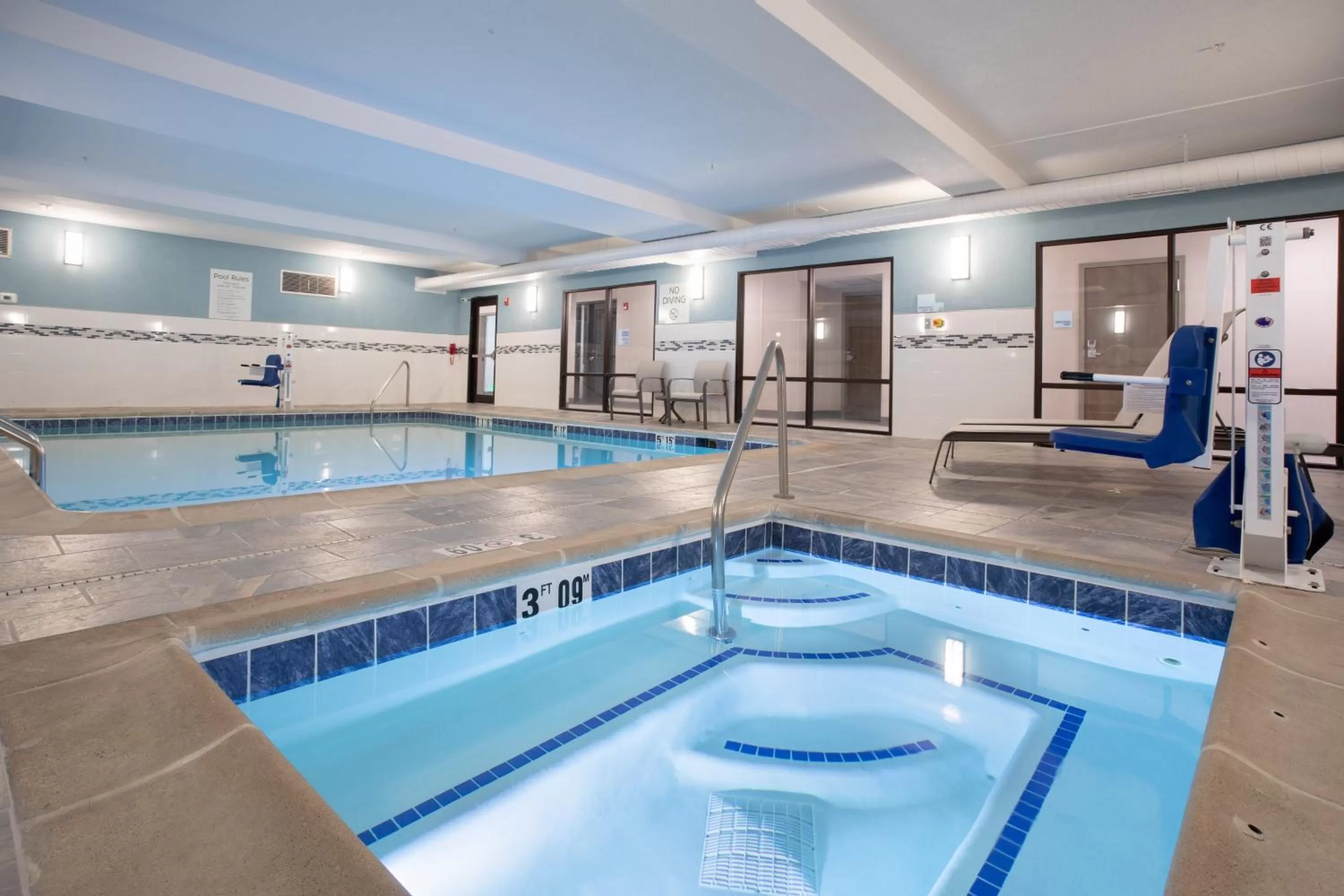 Swimming pool in Holiday Inn Express Hotel & Suites Grand Junction by IHG